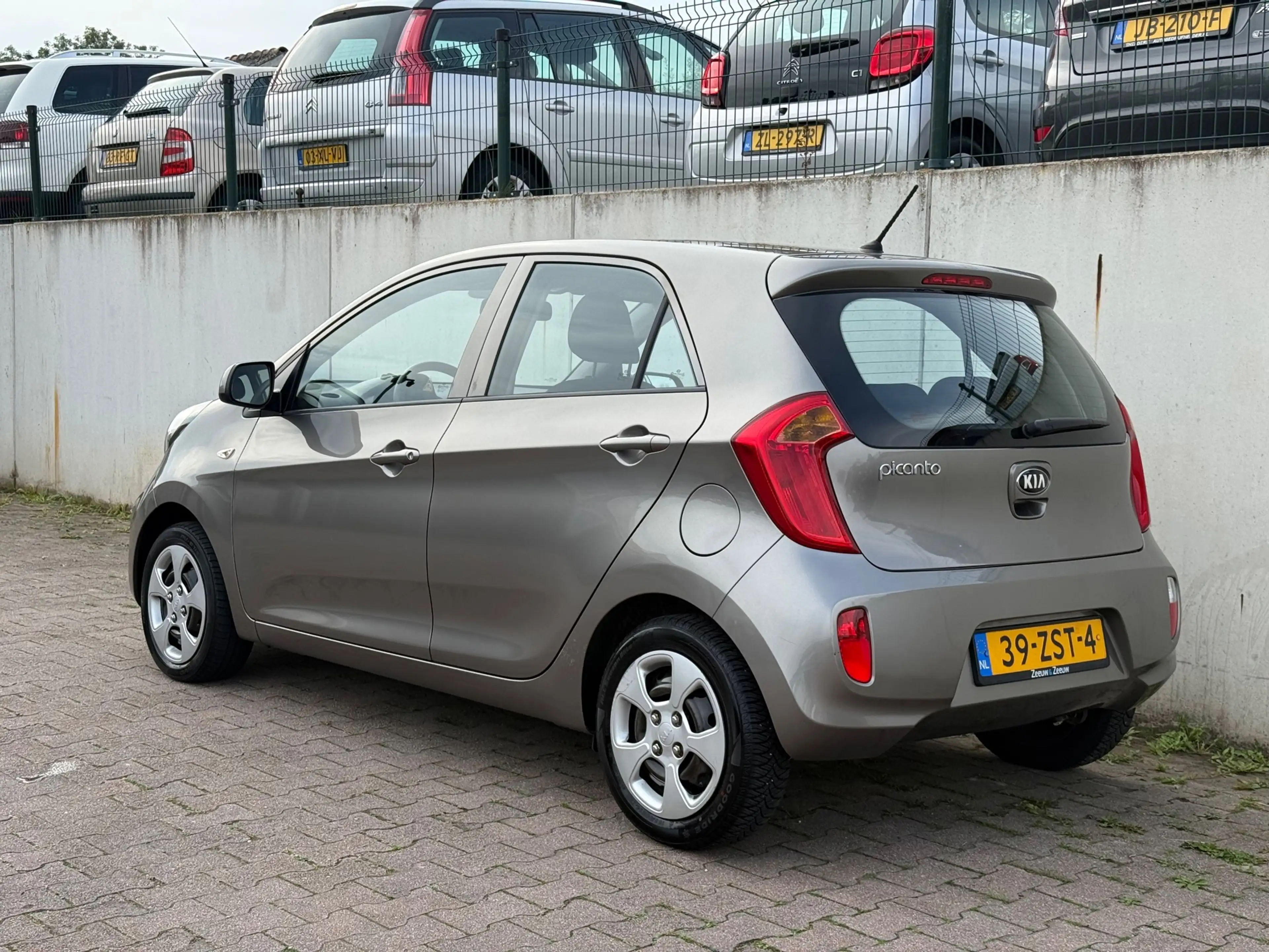Kia Picanto 1.2 CVVT Comfort Pack/AUTOMAAT/47137 KM NAP/AIRCO/ — photo 5