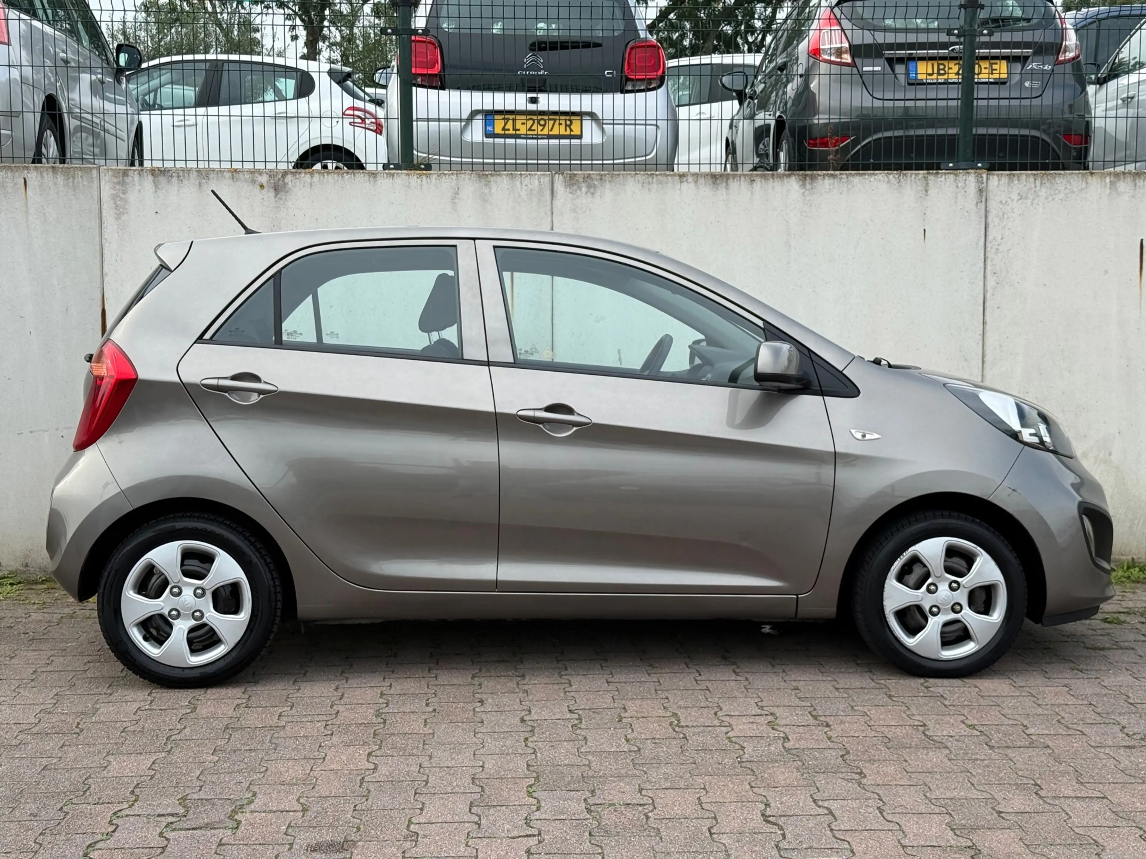 Kia Picanto 1.2 CVVT Comfort Pack/AUTOMAAT/47137 KM NAP/AIRCO/ — photo 8