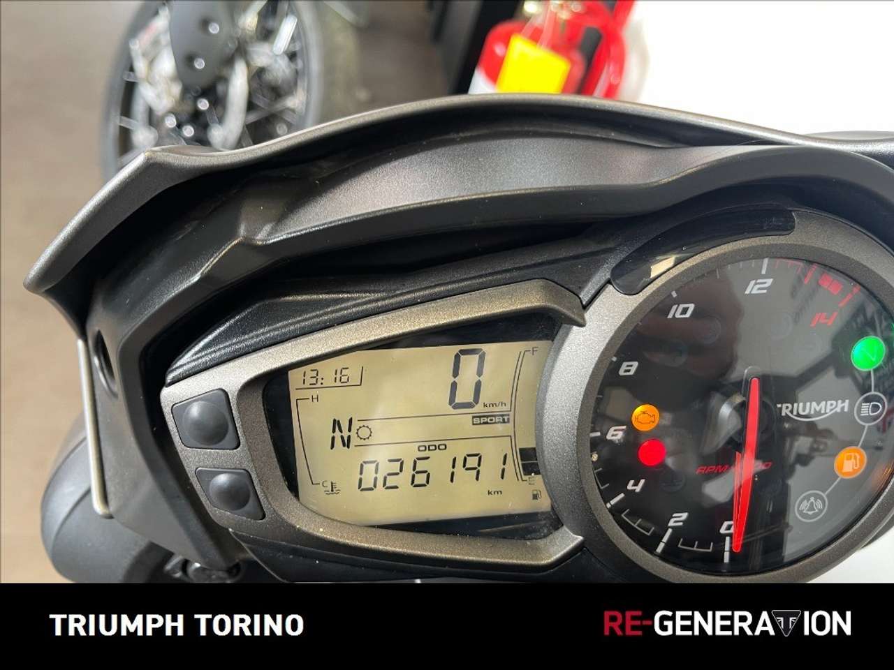 Triumph Street Triple 765 R