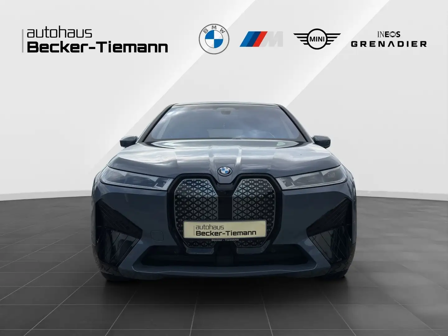 BMW iX xDrive40 Sportpaket/SkyLounge/Laser/DA+/PA+ Grigio - 2