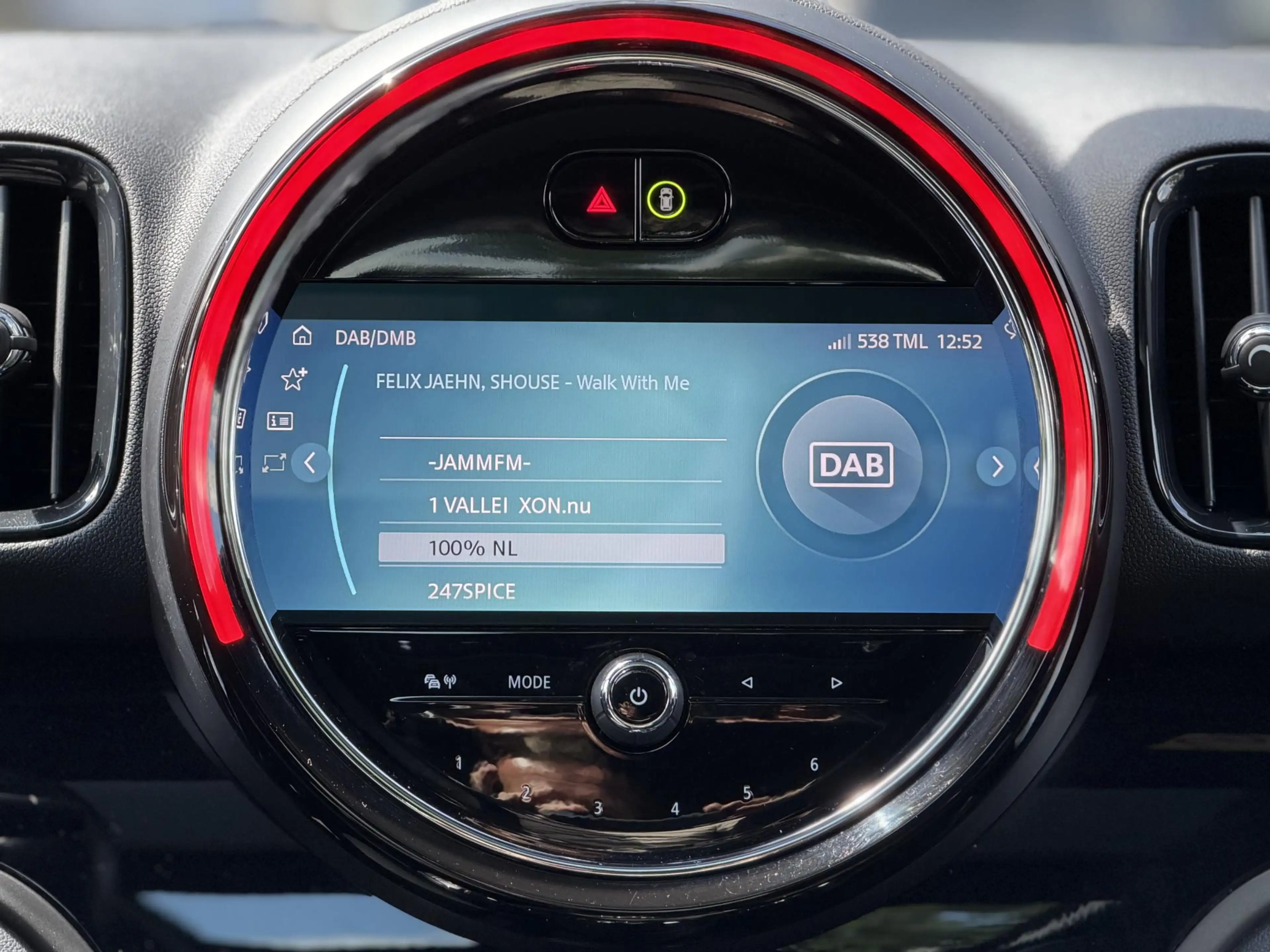 MINI Cooper SE Countryman 1.5 ALL4 |Pano|Leer|Black optic — photo 21