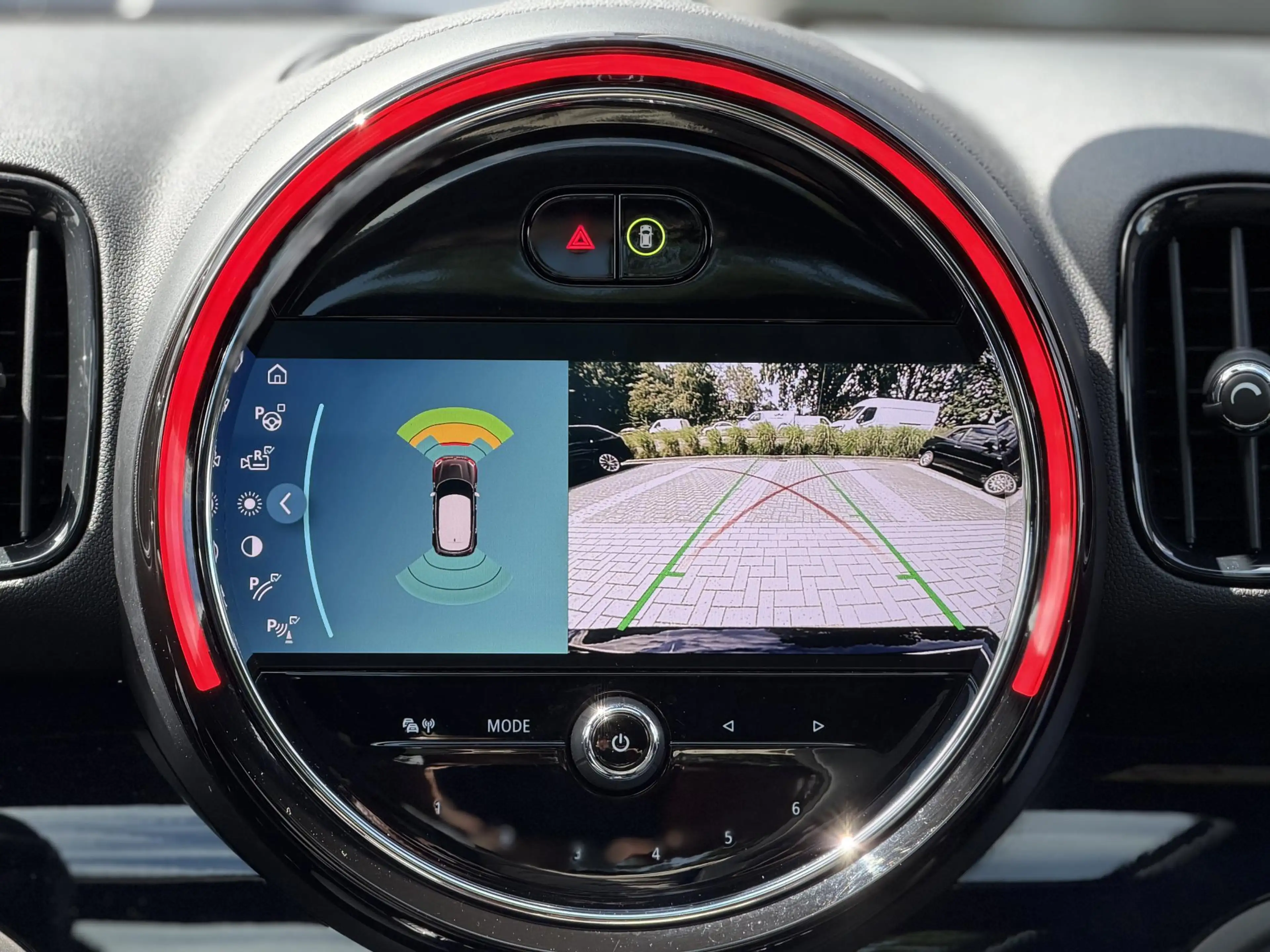 MINI Cooper SE Countryman 1.5 ALL4 |Pano|Leer|Black optic — photo 18