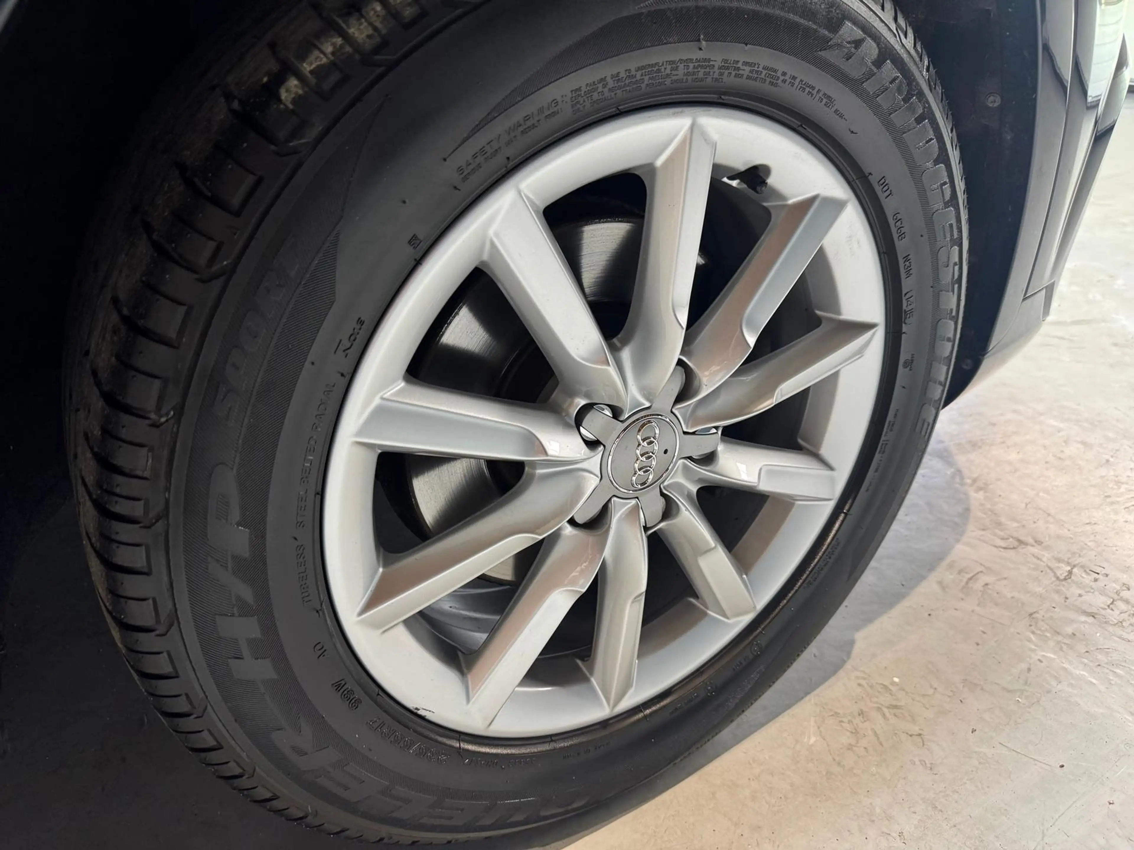 Audi Q3 design 1.4 16V TFSI ACT +NAVI+LED+SHZ+KLIMA+ — photo 21
