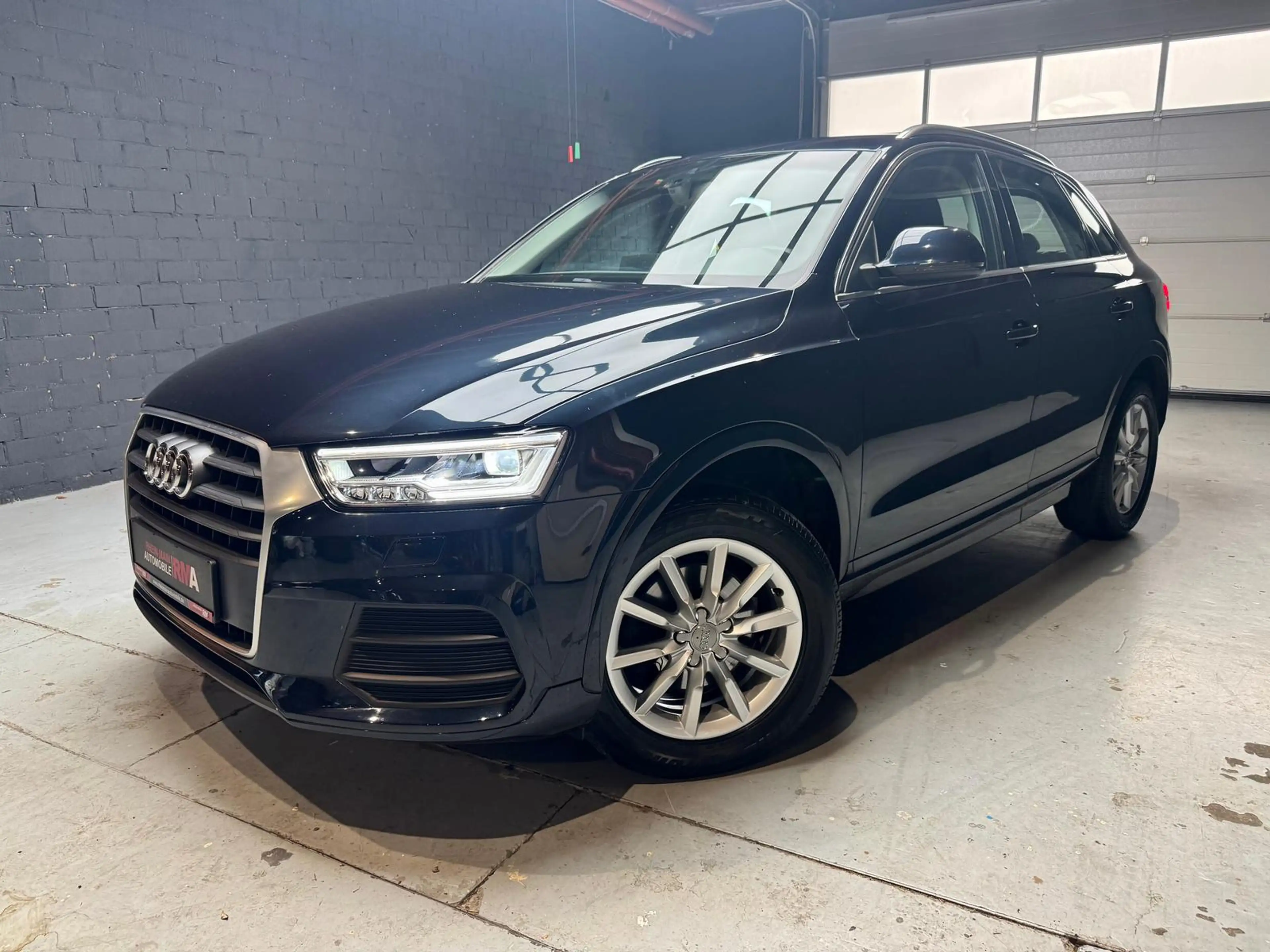Audi Q3 design 1.4 16V TFSI ACT +NAVI+LED+SHZ+KLIMA+