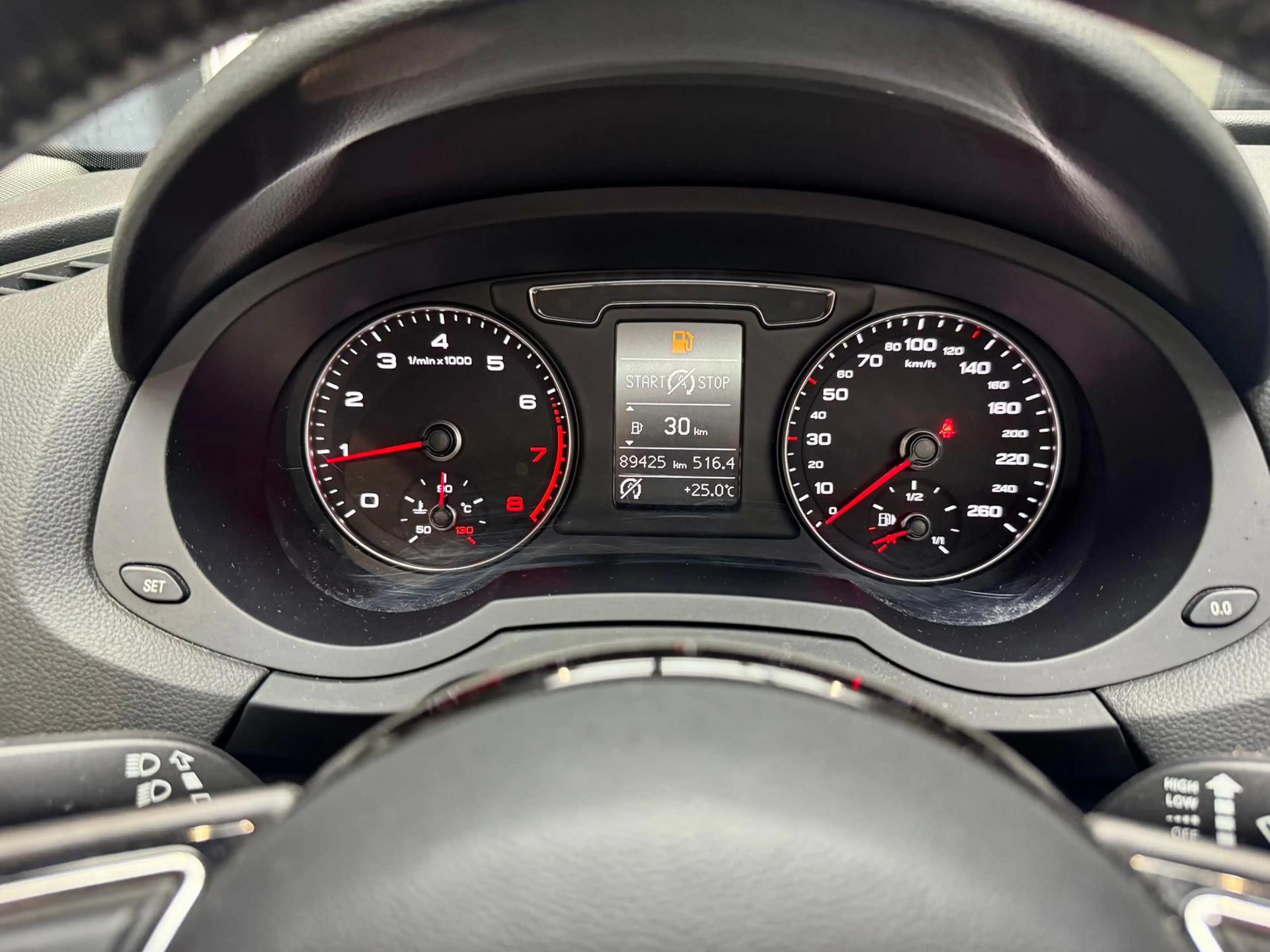 Audi Q3 design 1.4 16V TFSI ACT +NAVI+LED+SHZ+KLIMA+ — photo 26
