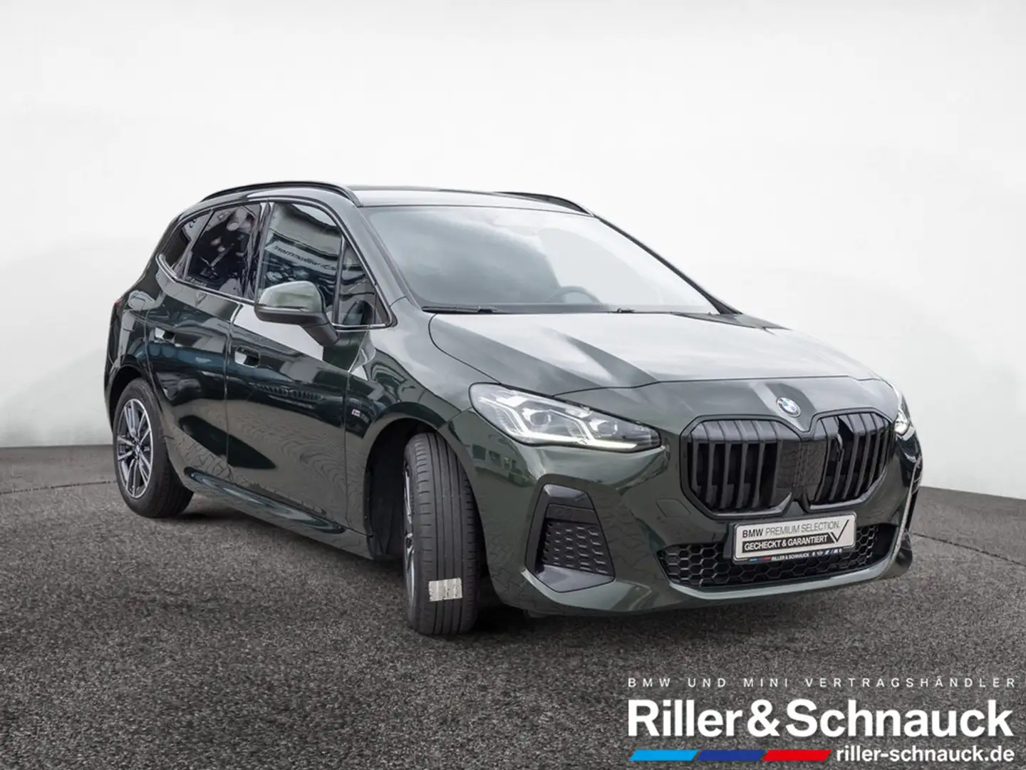 BMW 218 i Active Tourer M-Sport SHZ H/K NAVI ACC Grün - 2