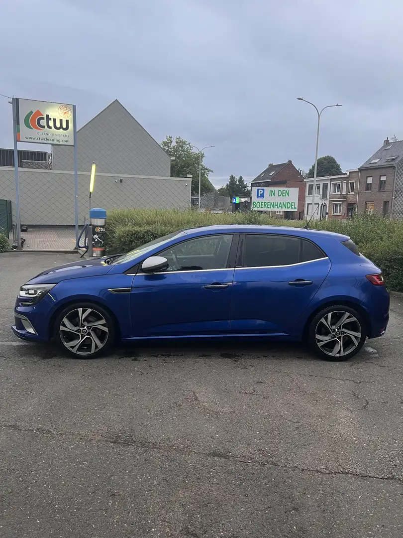 Renault Megane ENERGY TCe 205 EDC GT - 2