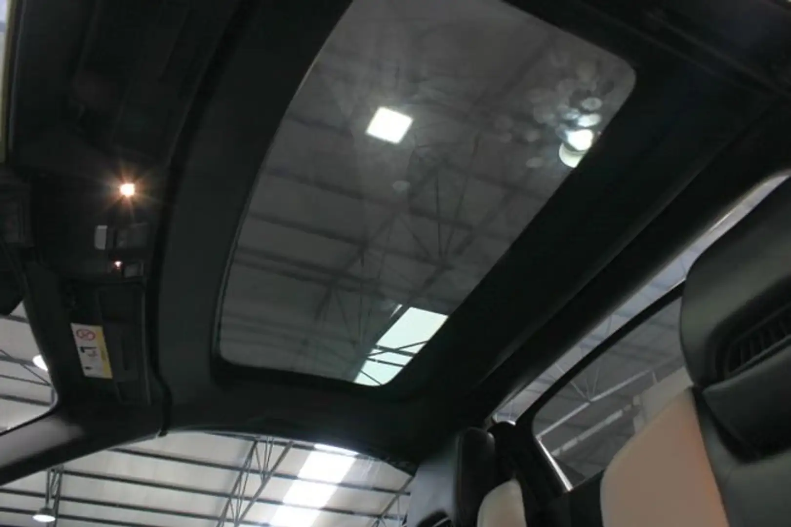 Mercedes-Benz SLC 200 250d Aut. Schwarz - 2