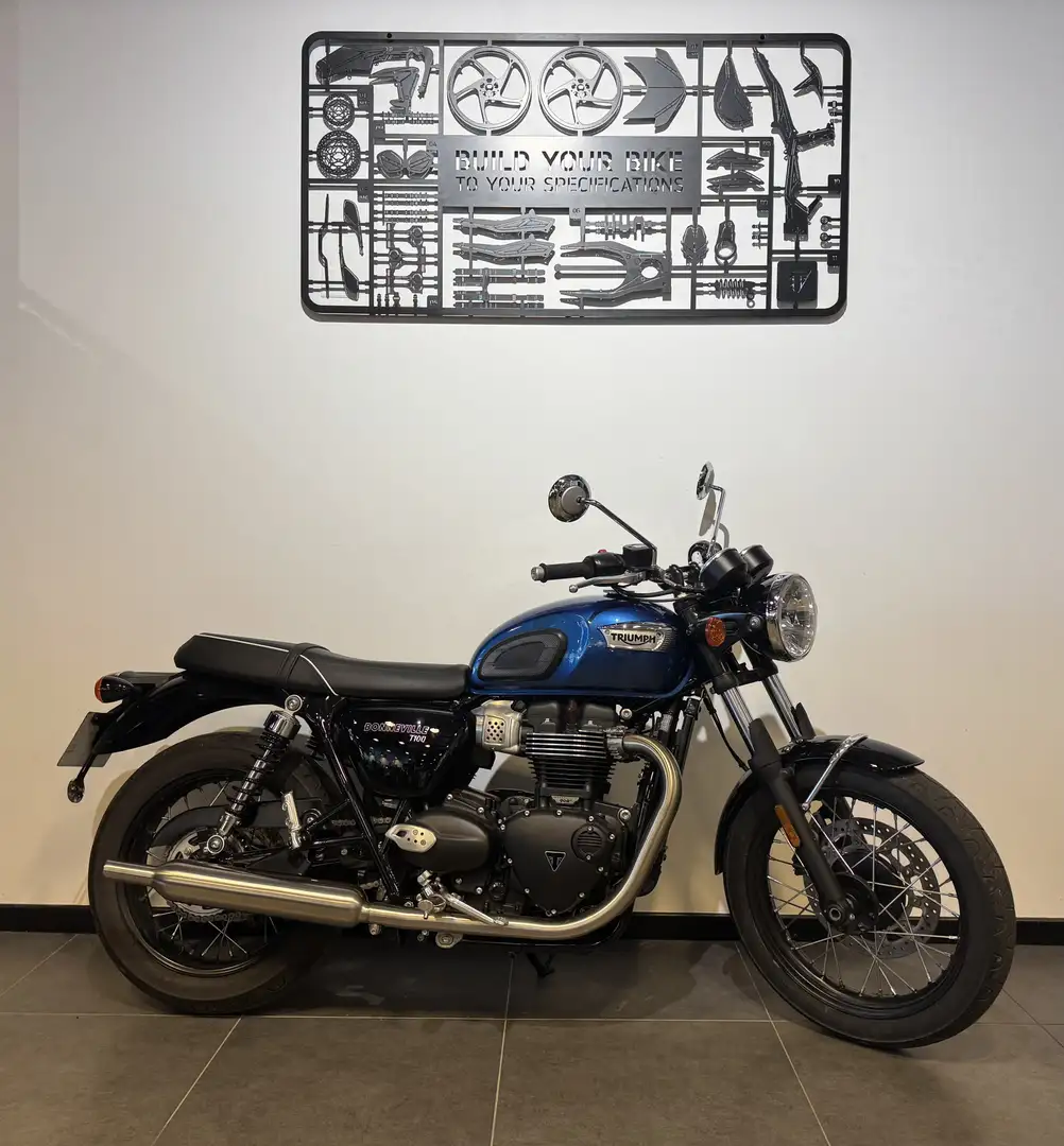Triumph Bonneville T100 Albastru - 1