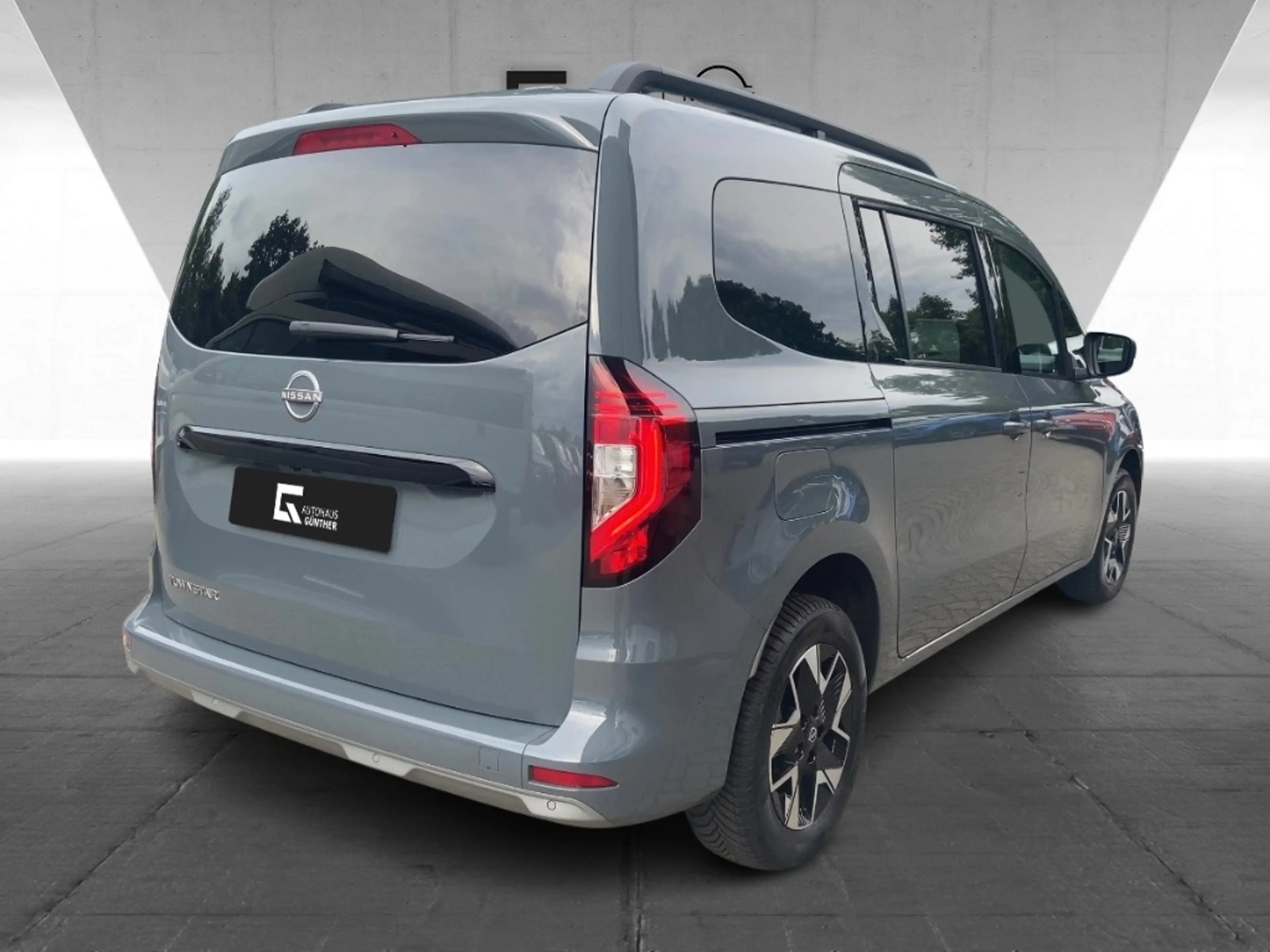 Nissan Townstar TEKNA Kombi L2 Automatik/LED/Navi/Assist.Pro — photo 4
