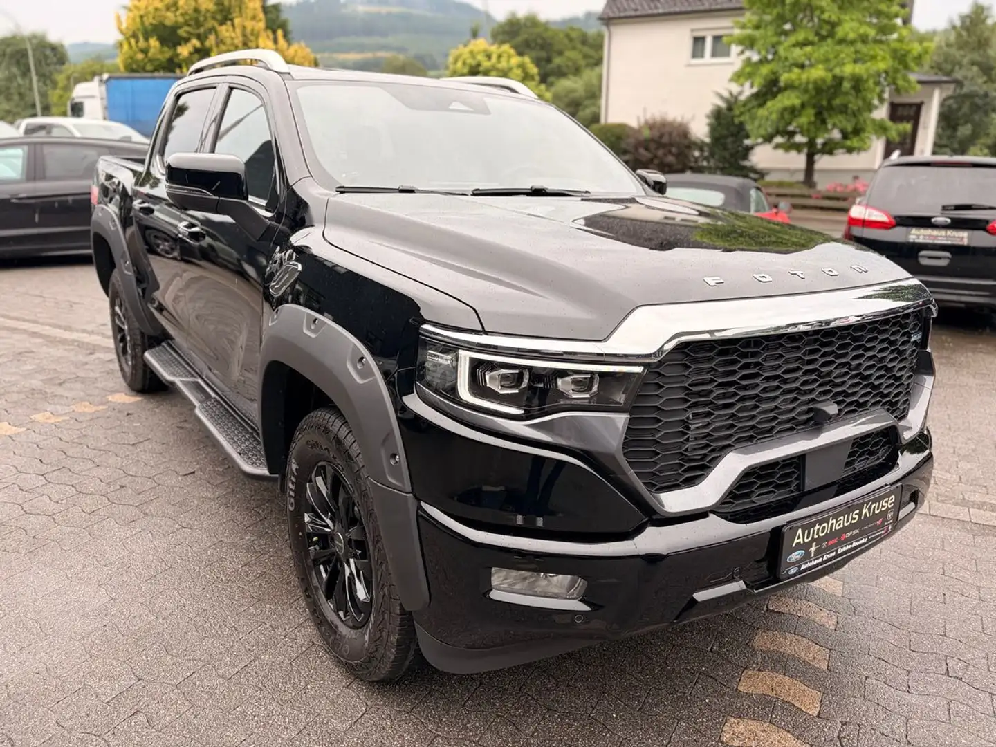 Foton 4 Ultra (MHEV) 2.0l 117kW Diesel 4x4 AT+Panorama Schwarz - 1