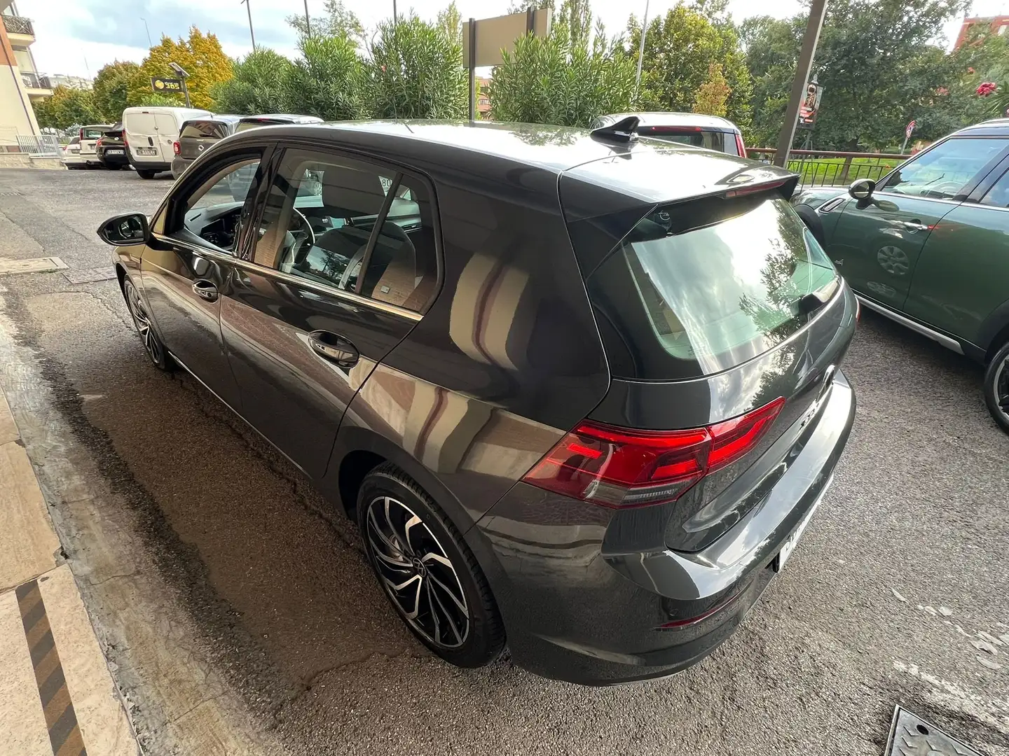 Volkswagen Golf Golf VIII 1.5 etsi evo Style 130cv DSG *Promo SD Grau - 2
