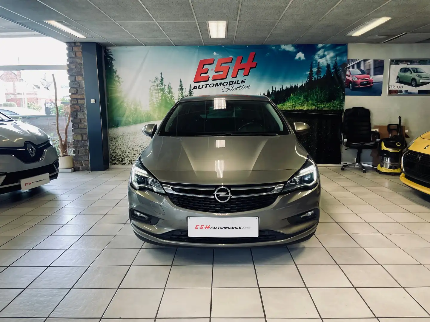 Opel Astra 1.6 CDTi ECOTEC 1erProp/GPS/LED/CAMERA/GARANTIE12M Grijs - 2