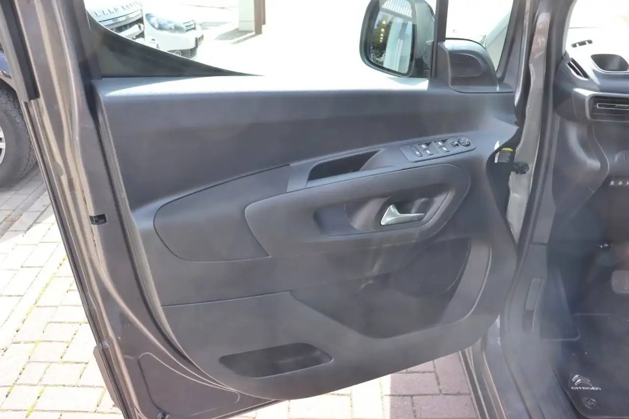 Citroen Berlingo Shine Elektromotor M 136 aus 1. Hand..., миниатюра 8