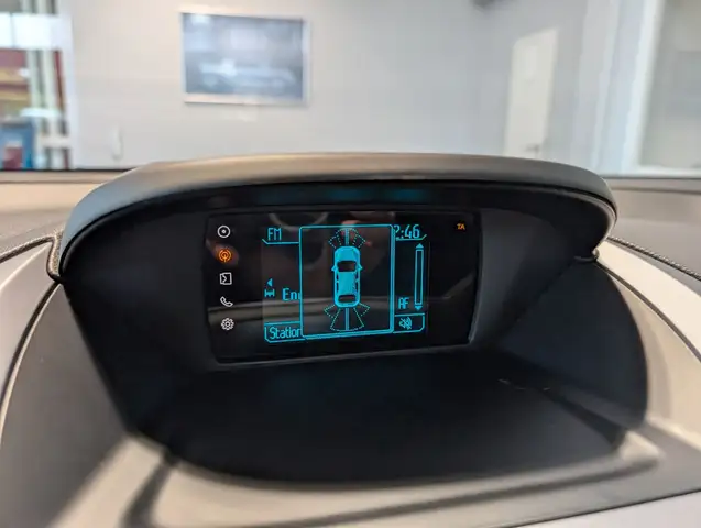 Ford B-Max view 14