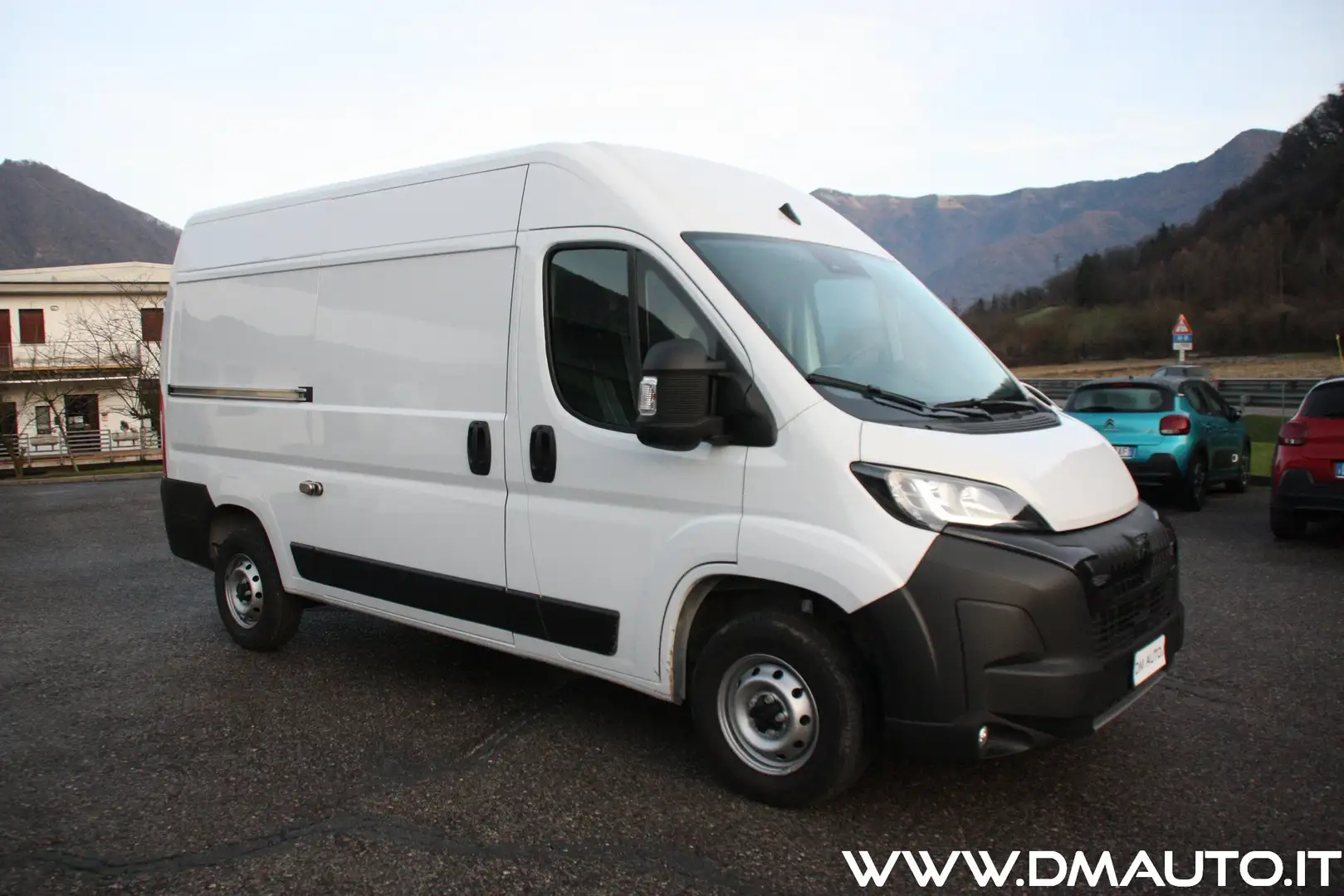 Peugeot Boxer 33 2.2 BLUEHDI 140CV L2H2 CON RETROCAMERA Bianco - 1