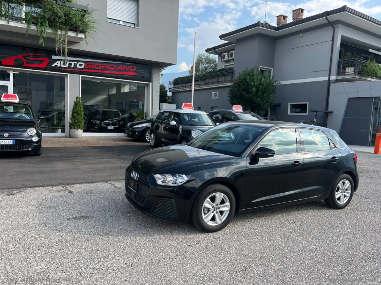 Audi A1 SPB 25 TFSI Advanced Schwarz - 1