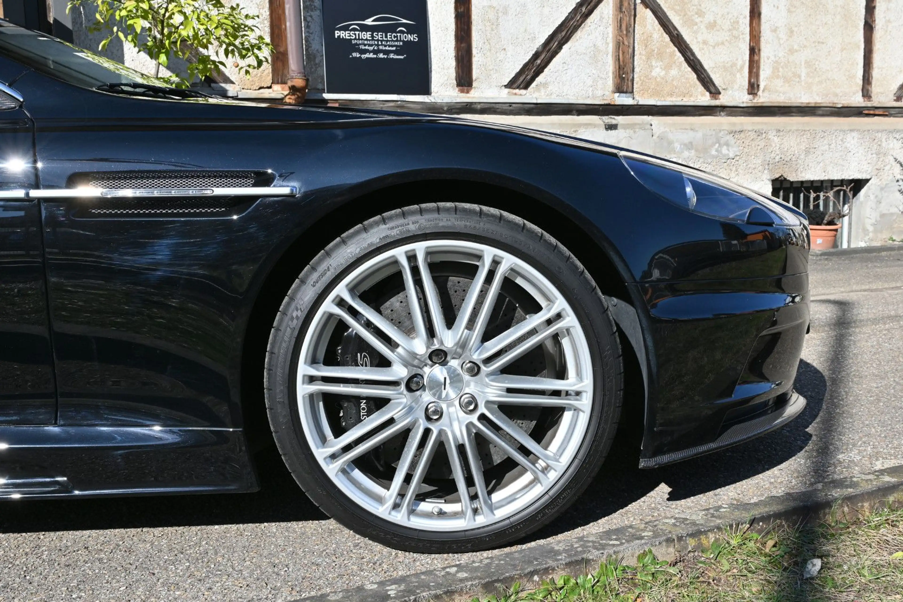 Aston Martin DBS -Handschalter/TipTop/Gr. Wartung & Kuppl. neu — photo 2