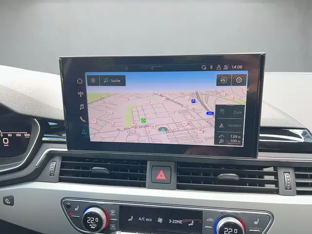 Audi A4 Avant view 10