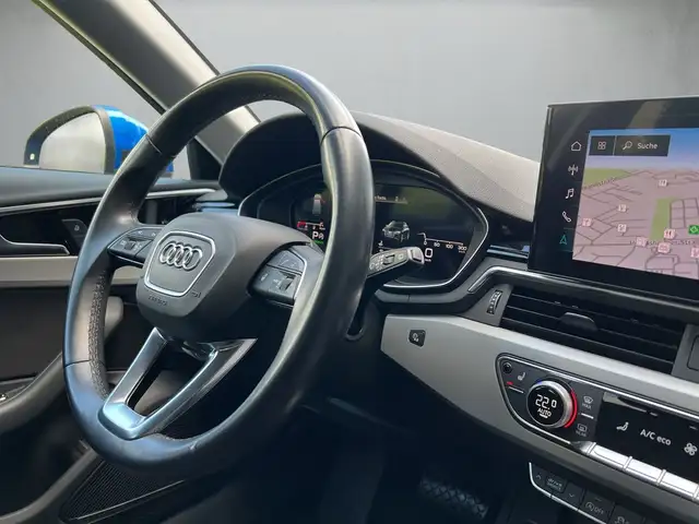 Audi A4 Avant view 7