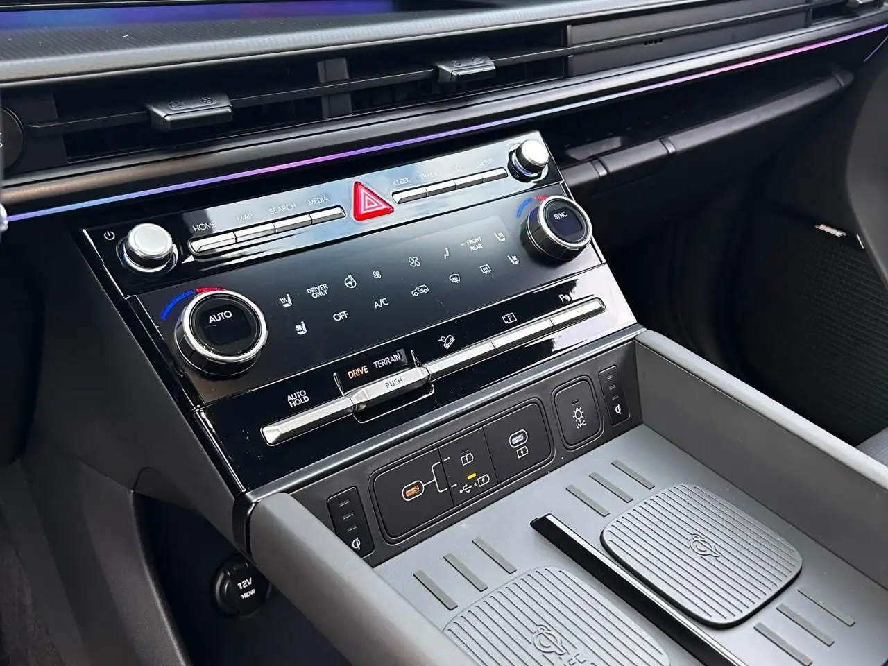 Hyundai SANTA FE снимка Hyundai SANTA FE