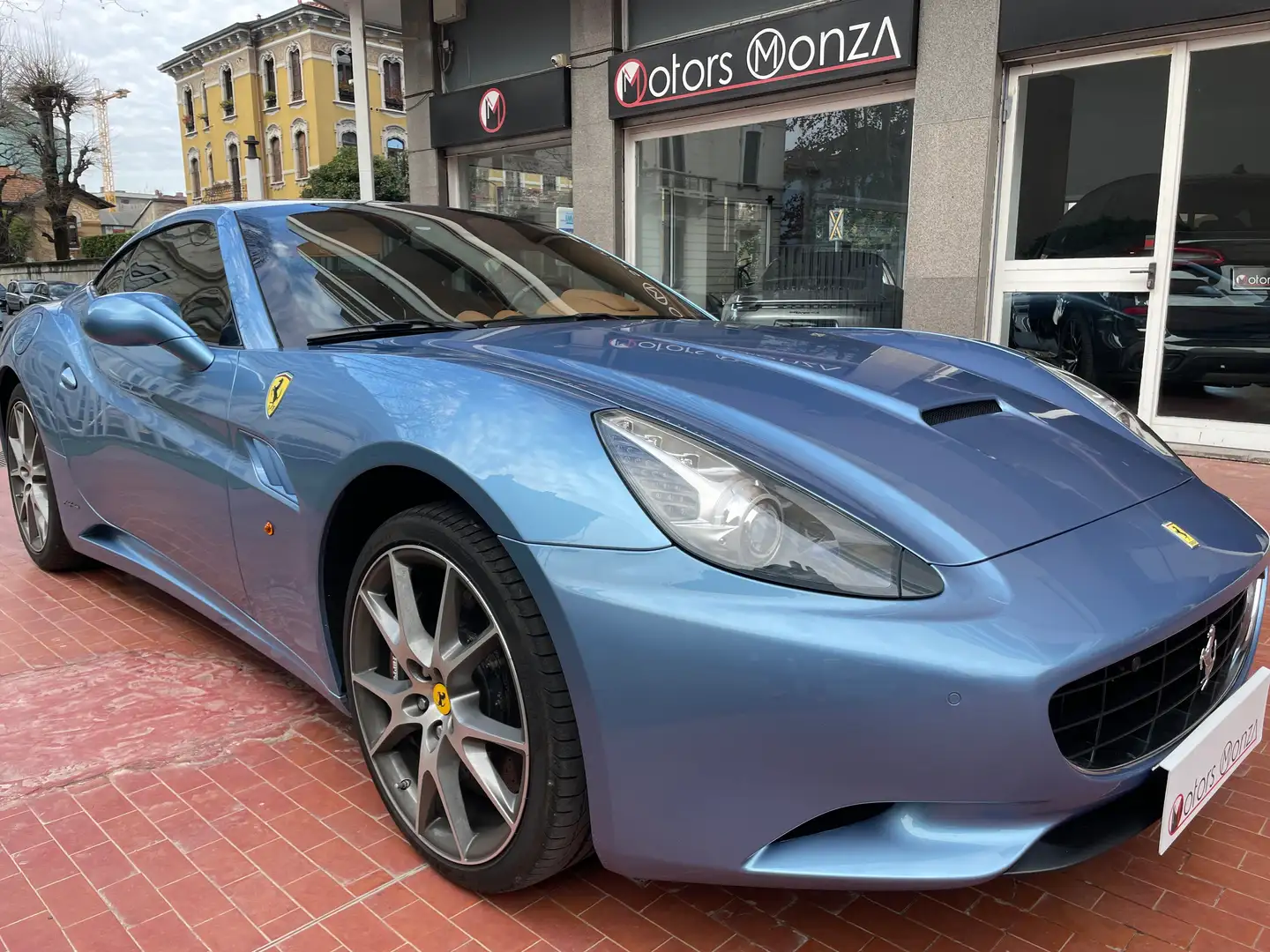 Ferrari California 4.3 dct- 460CV - V8 aspirato 30000 km Blu/Azzurro - 2