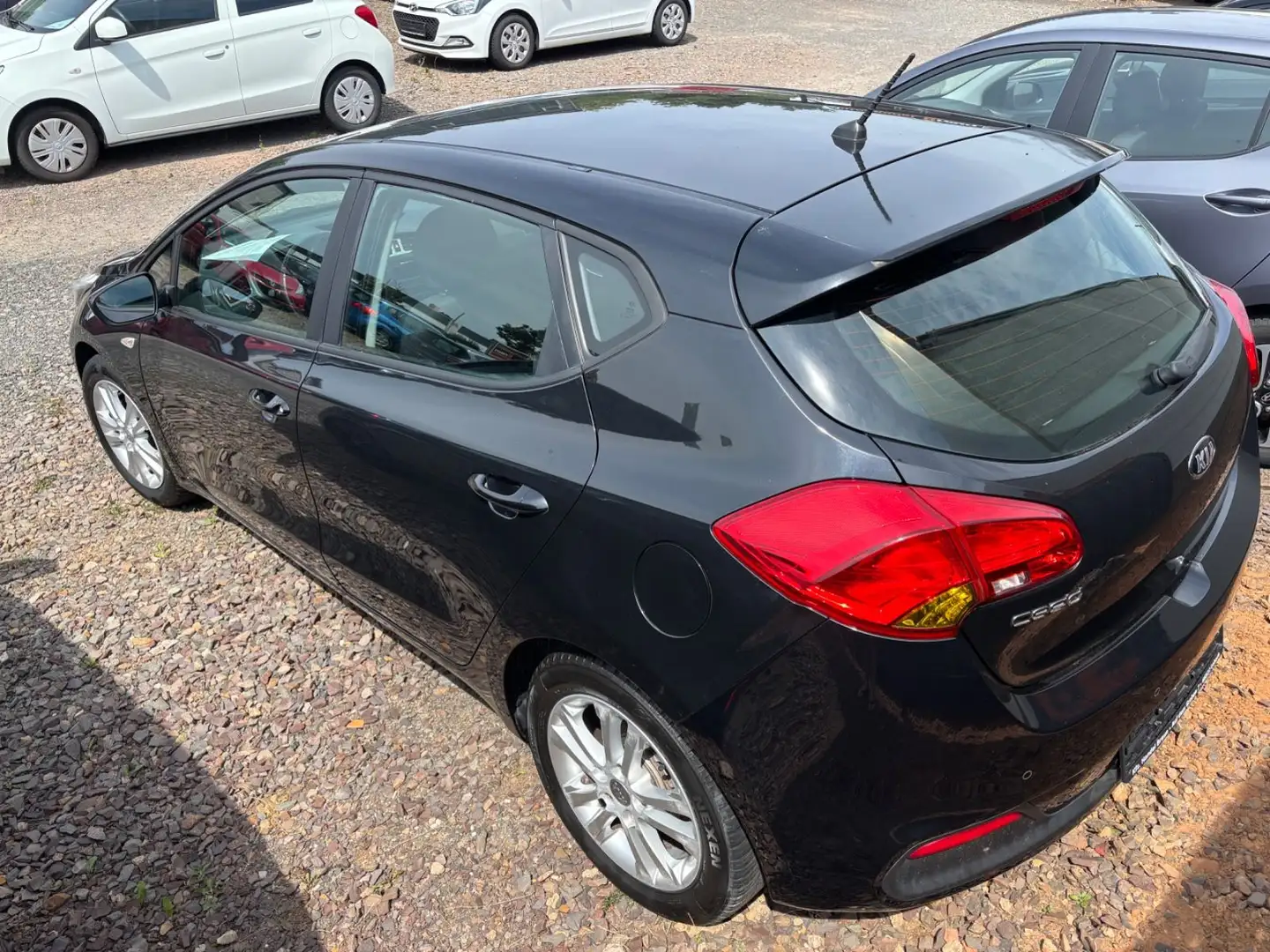 Kia Ceed Edition 7 Negru - 2
