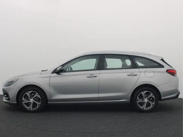 Hyundai I30 view 2
