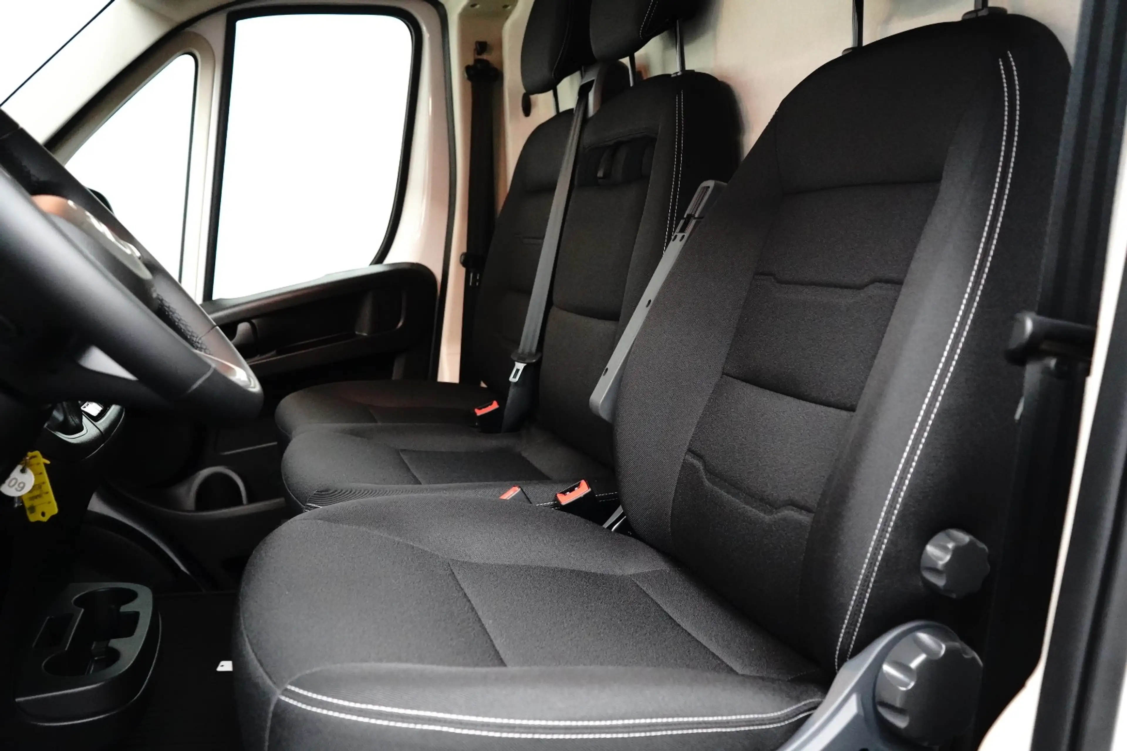 Citroen Jumper 2.2 BlueHDi 140 S&S L3H2 3.5t | BPM vrij | — photo 3