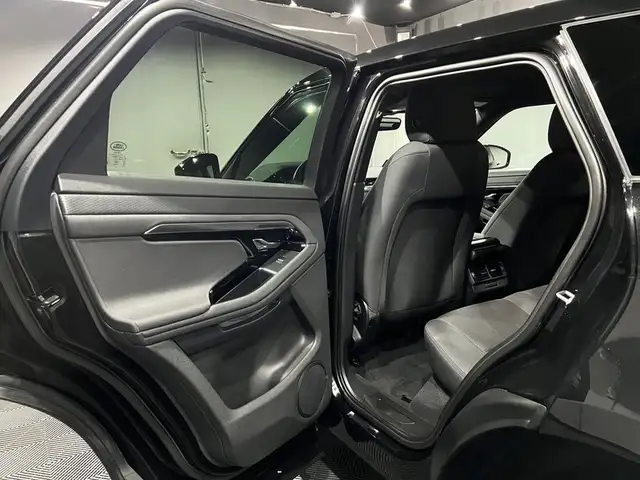 Land Rover Range Rover Evoque view 10