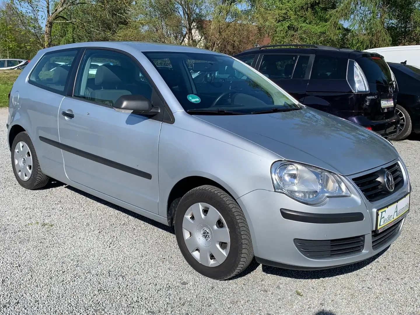 Volkswagen Polo 1.4 / Klima / Tüv 07.26 / Service neu Silber - 2
