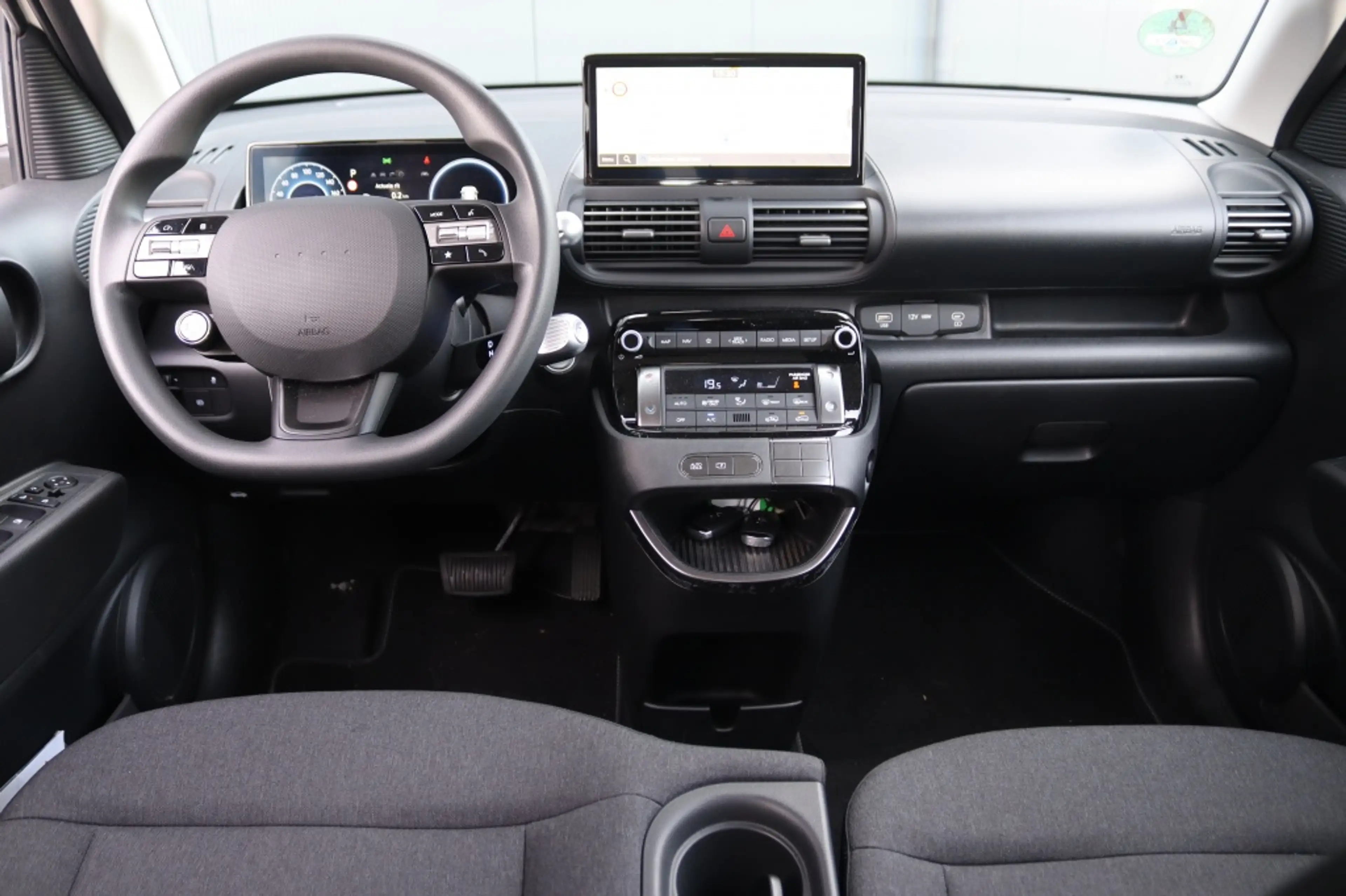 Hyundai Inster E-Motion 42 kWh|Navi|Climate|Cam|PDC|BTW-auto|Rijk — photo 6