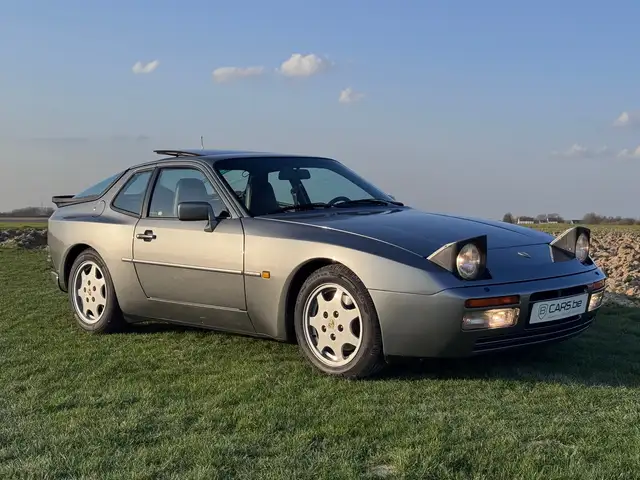 Porsche 944 3.0L 16v S2 TARGA TITANIUM N°02 EXTREMELY RARE