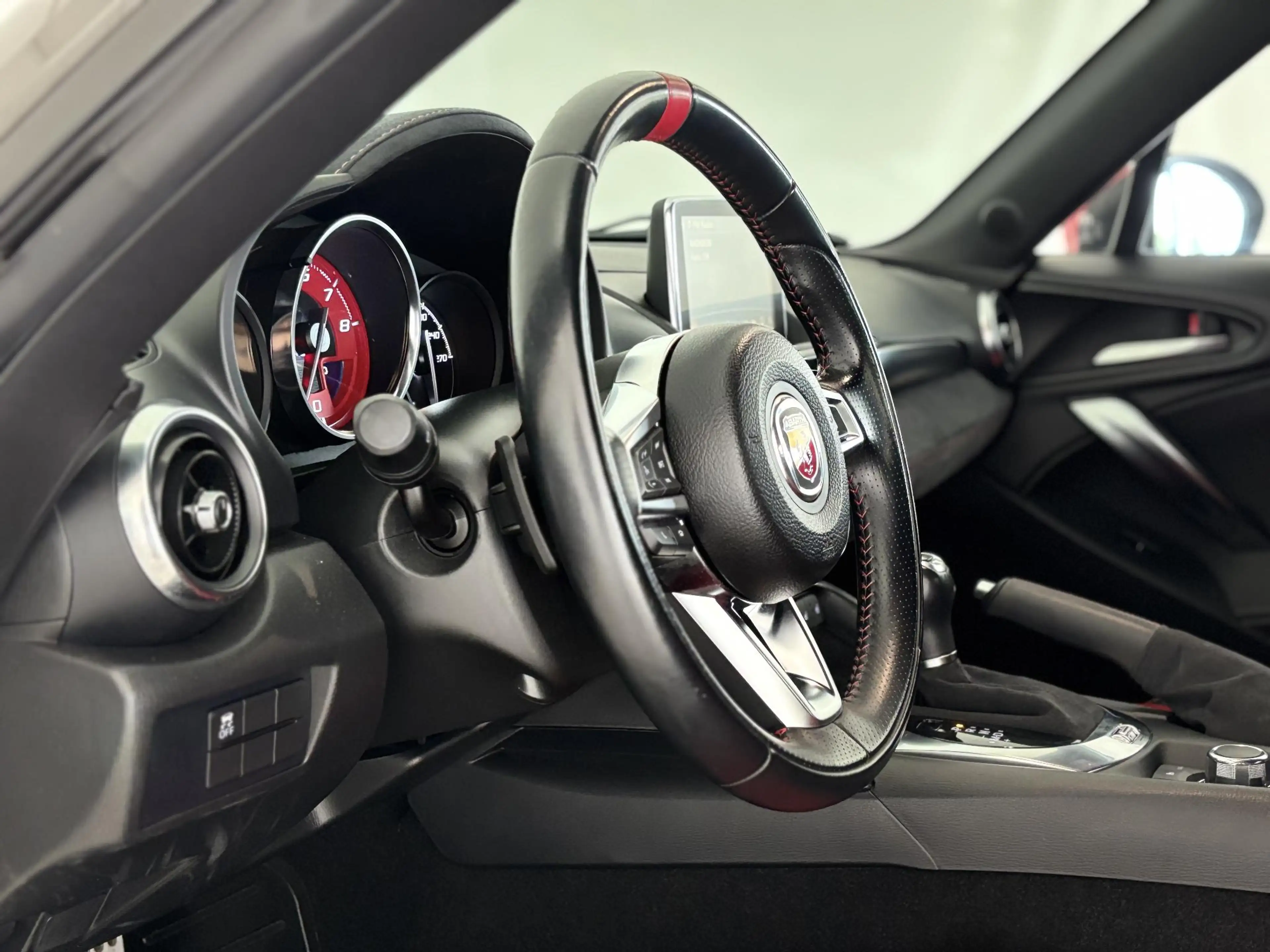 Abarth 124 Spider 1.4 MultiAir Turbo Abarth | Navigatie | Stoelverwa — photo 13