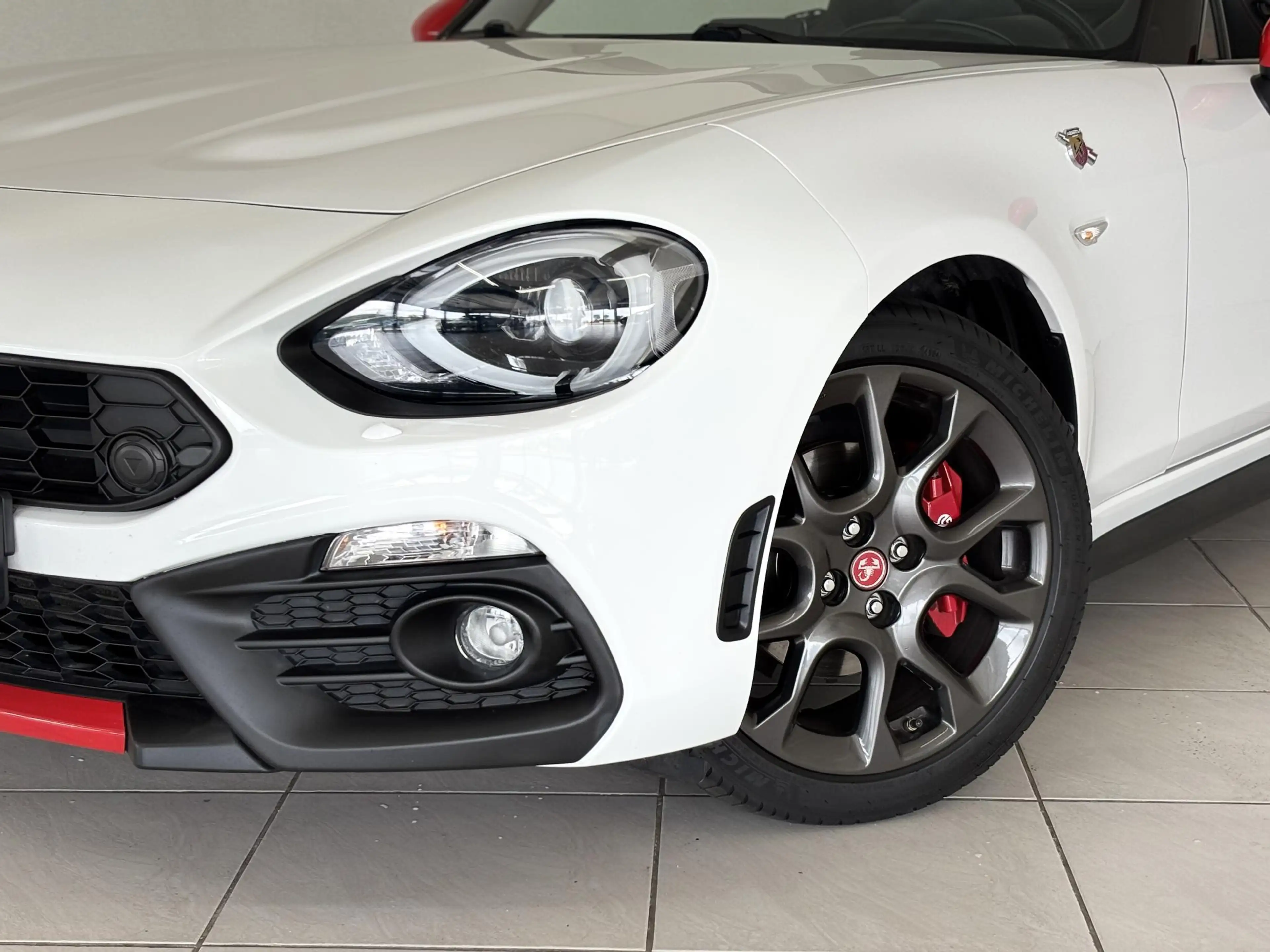 Abarth 124 Spider 1.4 MultiAir Turbo Abarth | Navigatie | Stoelverwa — photo 30