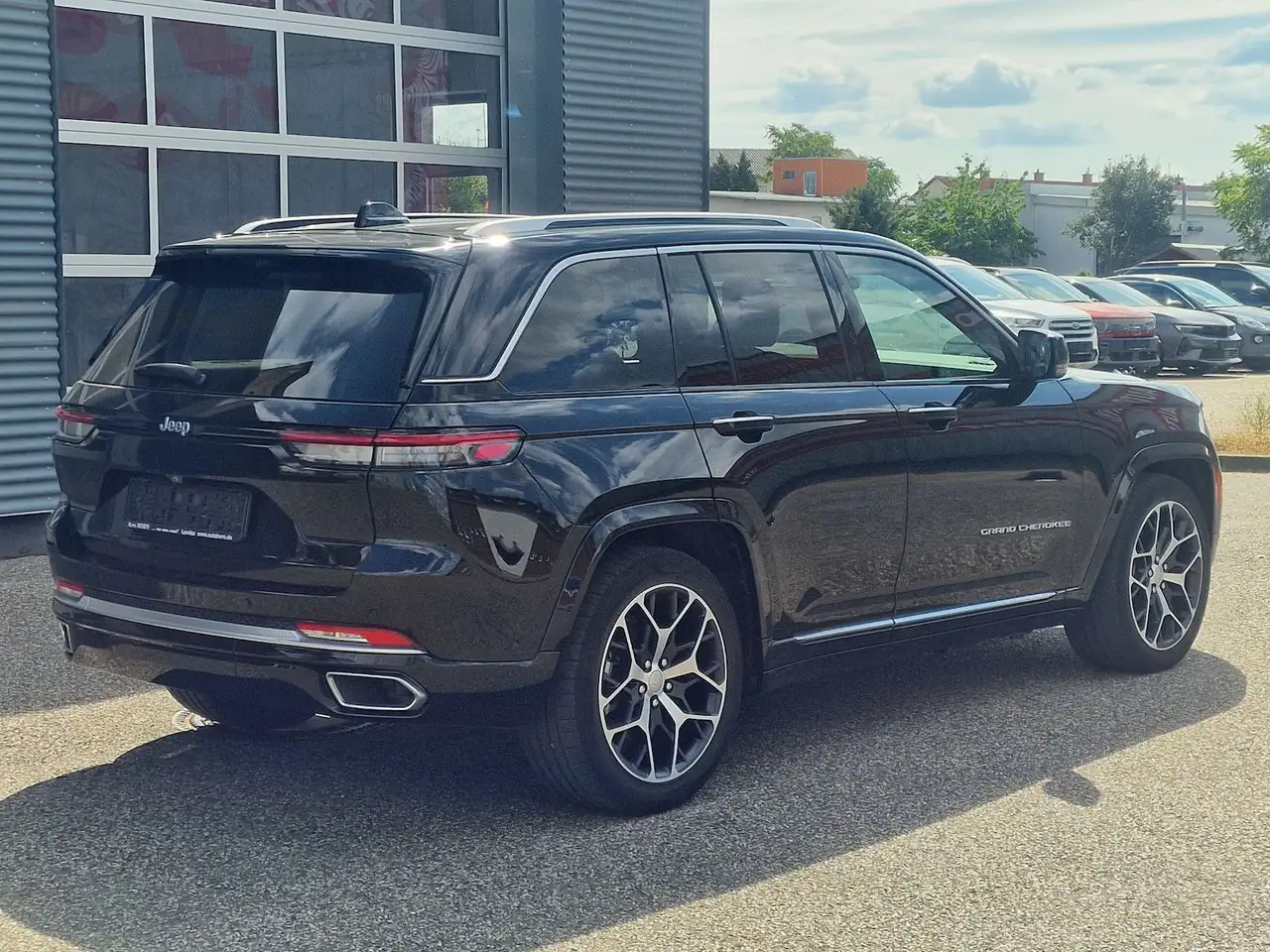 Jeep Grand Cherokee Summit Reserve Plug-In-Hybrid 4xe 4