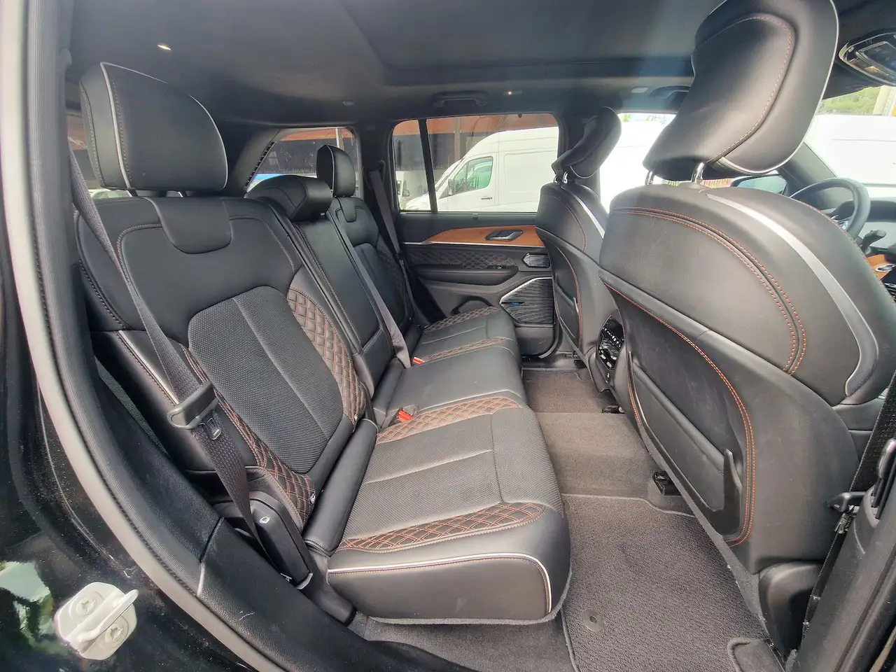 Jeep Grand Cherokee Summit Reserve Plug-In-Hybrid 4xe 10