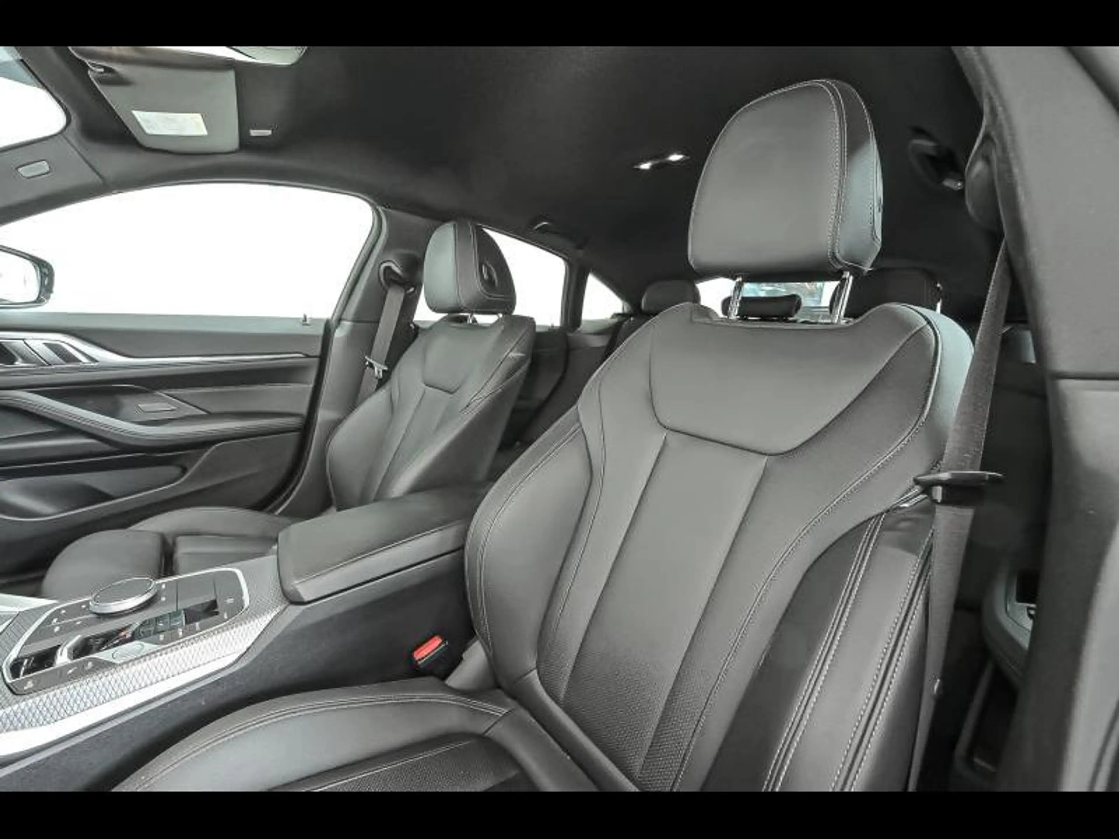 BMW 420 i Gran Coupé - M Sport — photo 16