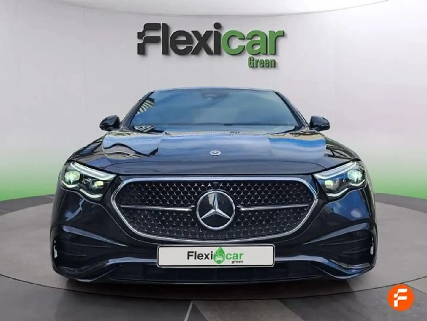 Mercedes-Benz E 300 de 4MATIC Negro - 2