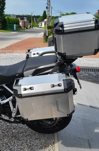 Triumph Tiger 900 - foto 3