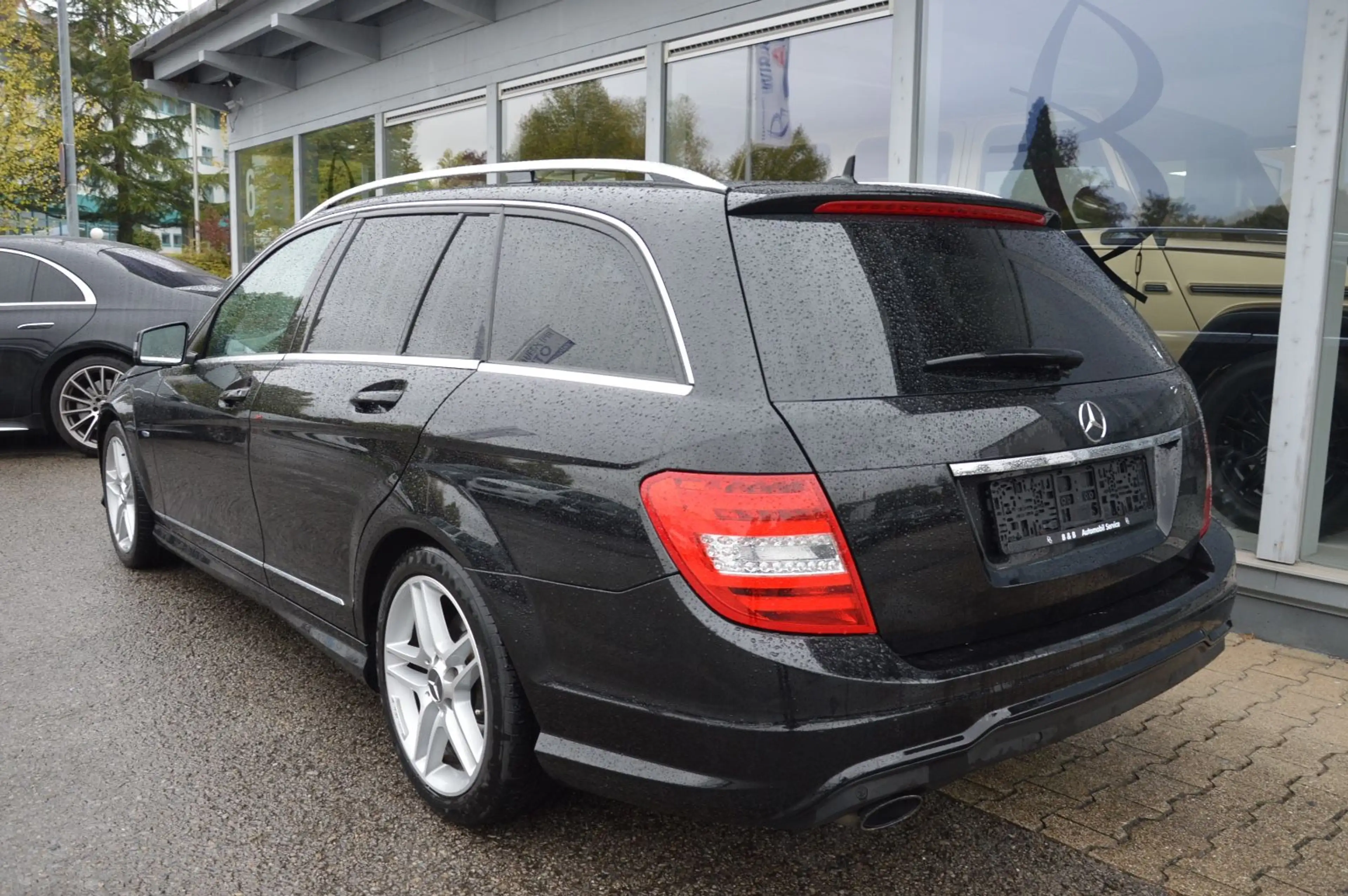 Mercedes-Benz C 220 *AMG*PANO*STANDHEIZUNG*NAVI*7-G*SPORTPAKET — photo 3