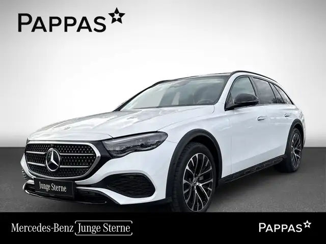 Mercedes-Benz E 300 de 4MATIC T-Modell All-Terrain mit EQ Hybrid Ansicht 2