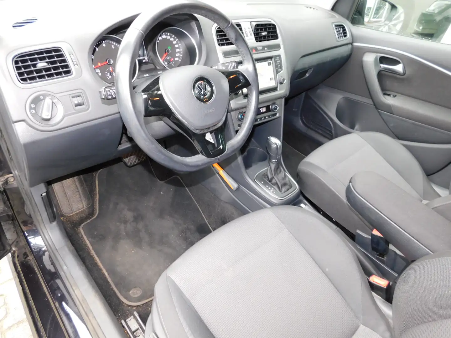 Volkswagen Polo 1.2TSI 90PK DSG HIGHLINE!! All-in Prijs! Nero - 2