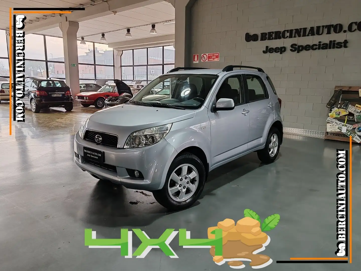 Daihatsu Terios Terios 1.5 SX 100th Anniversary 90.000km OCCASIONE Argento - 1