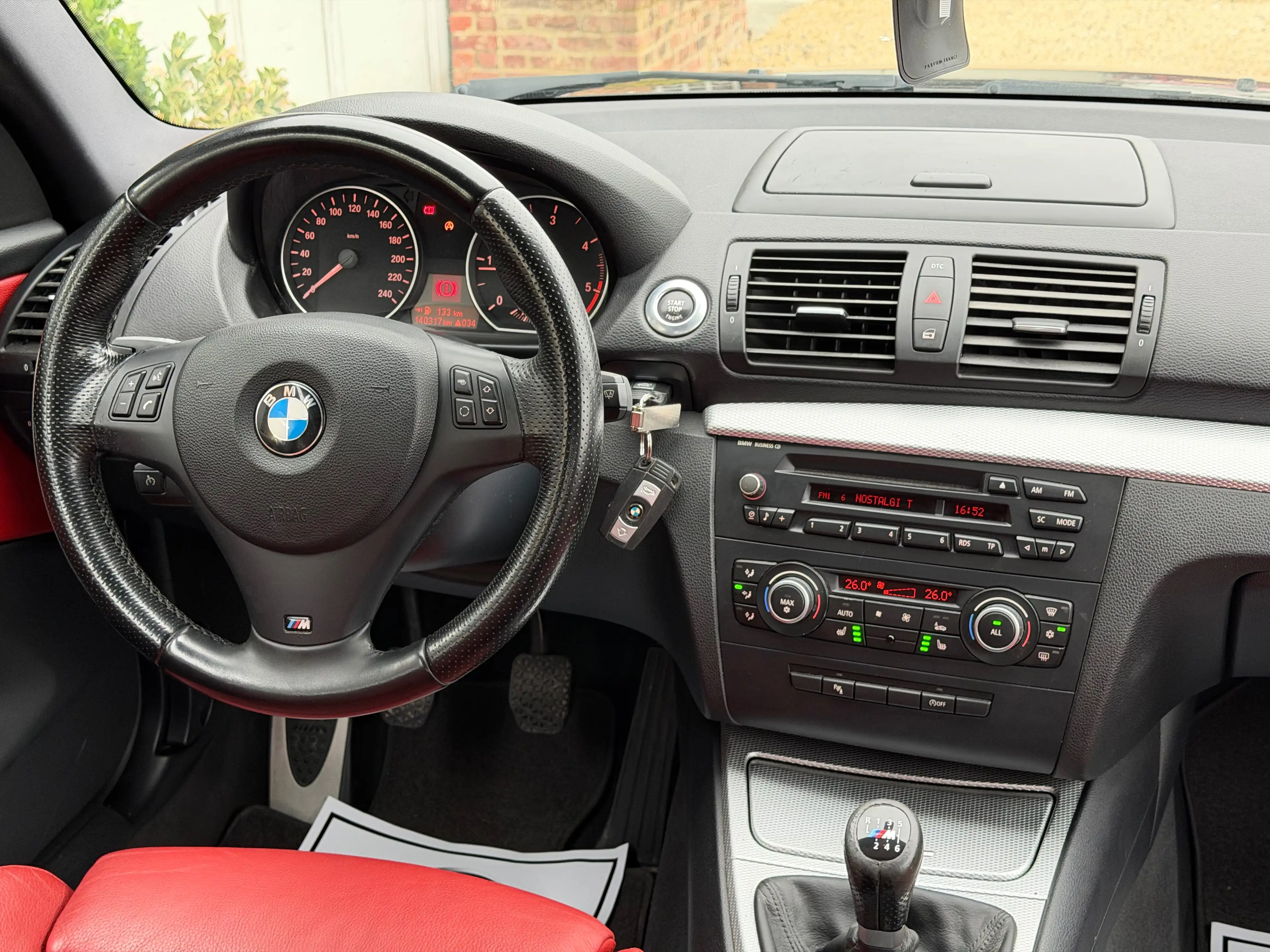 BMW 118 d PACK M*GARANTIE 1AN*CLIM — photo 12