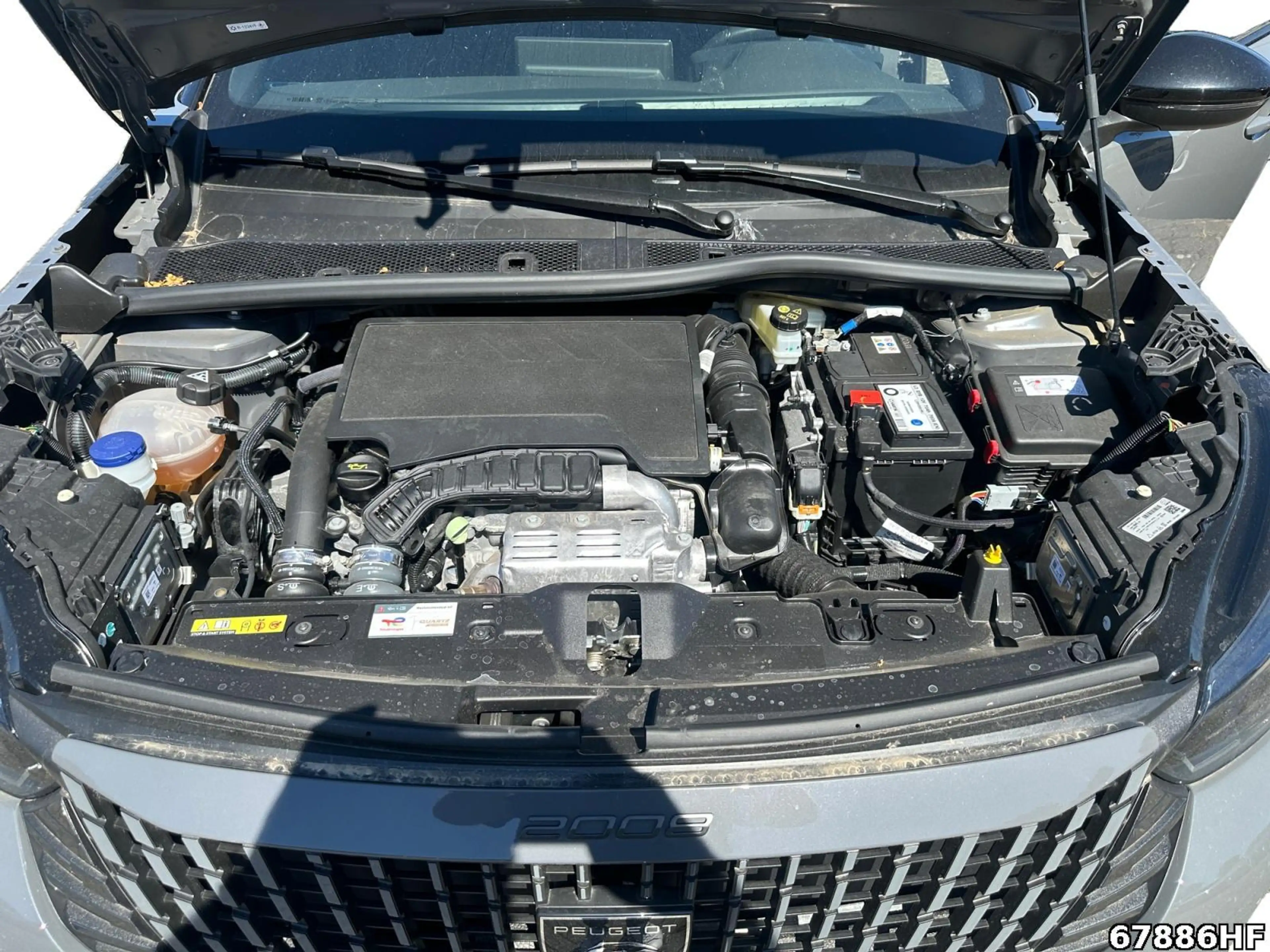 Peugeot 2008 GT — photo 7