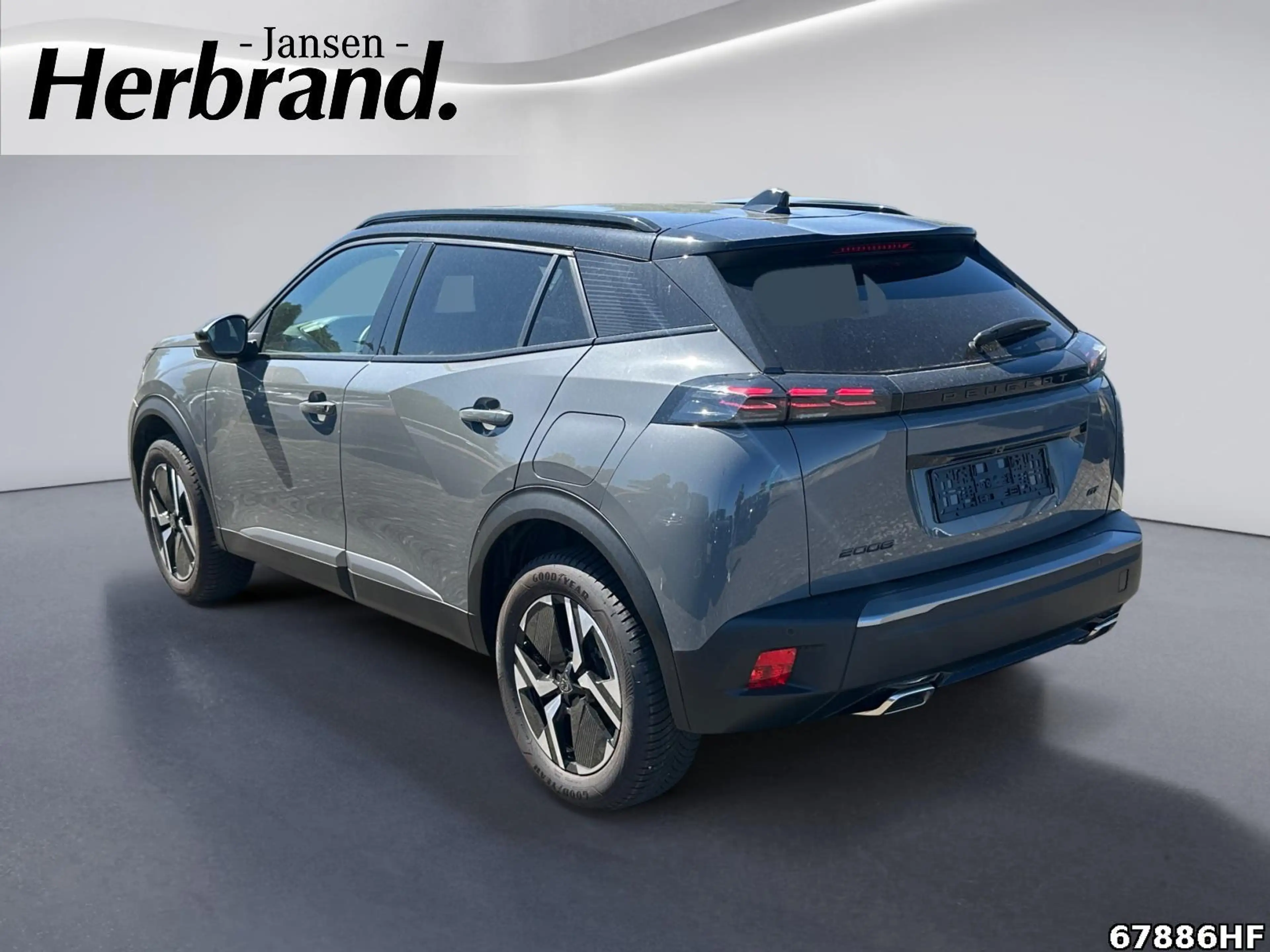 Peugeot 2008 GT — photo 4