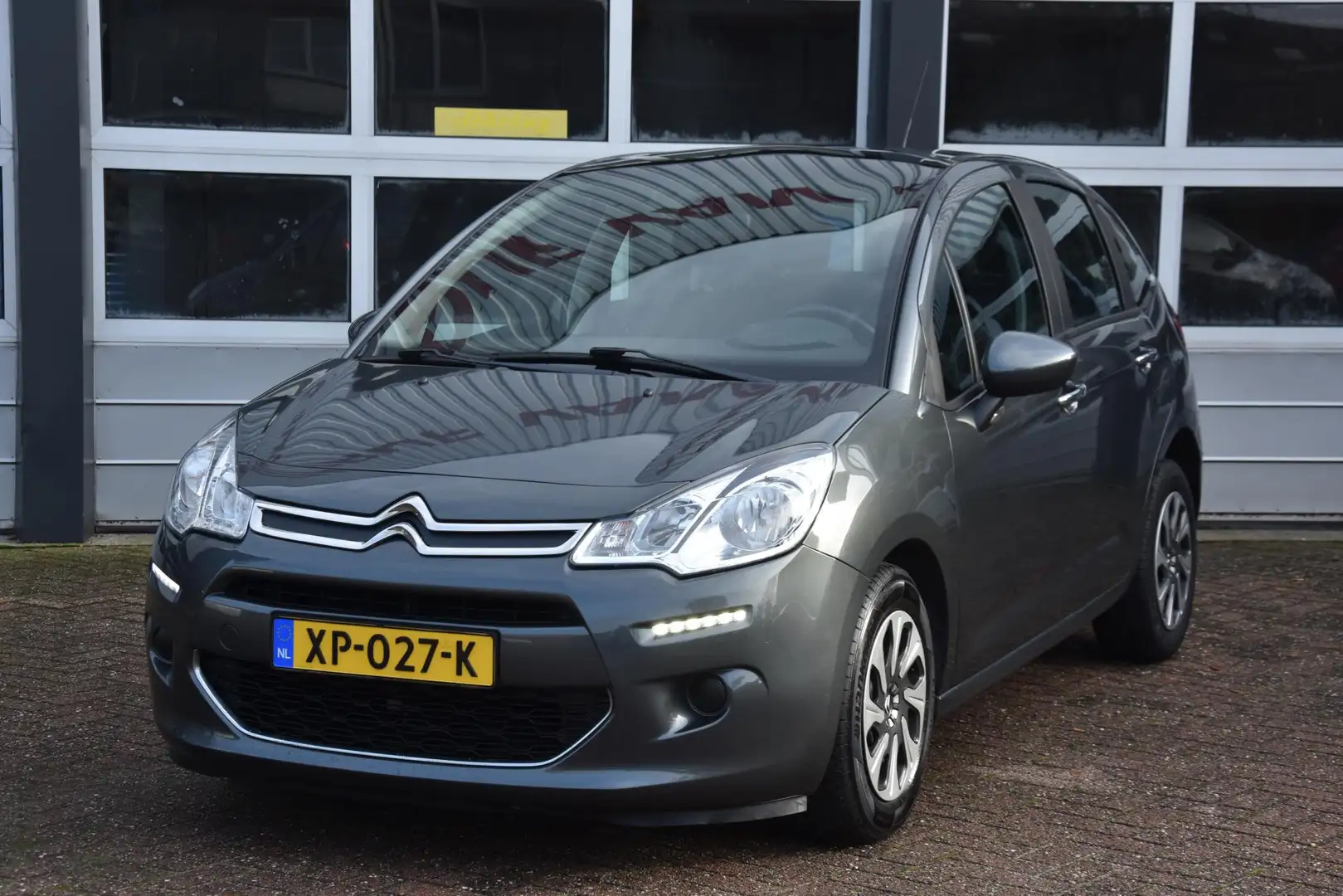 Citroen C3 1.2 PureTech Tendance Gris - 1