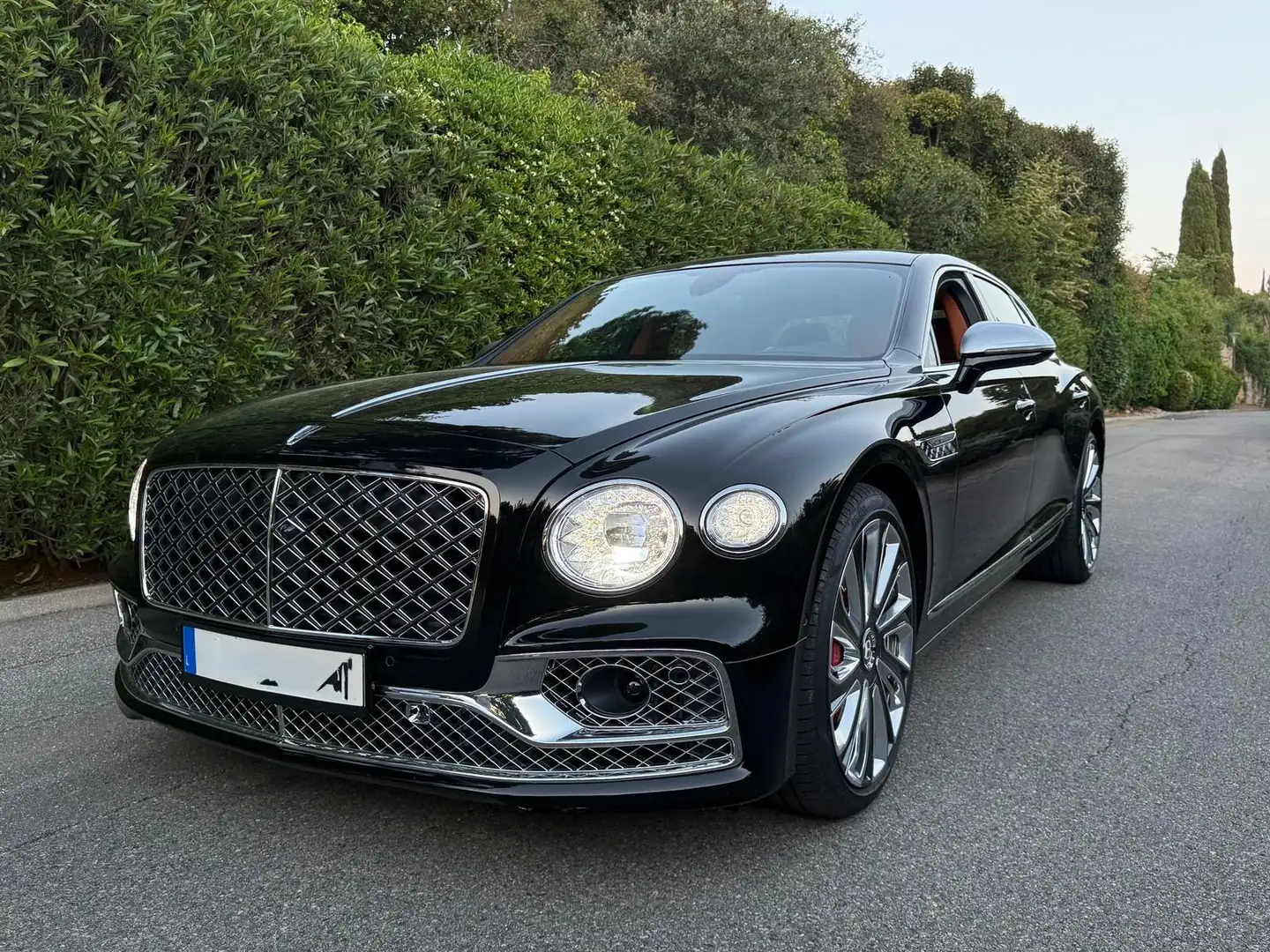 Bentley Flying Spur W12 Mullinier Black - 1
