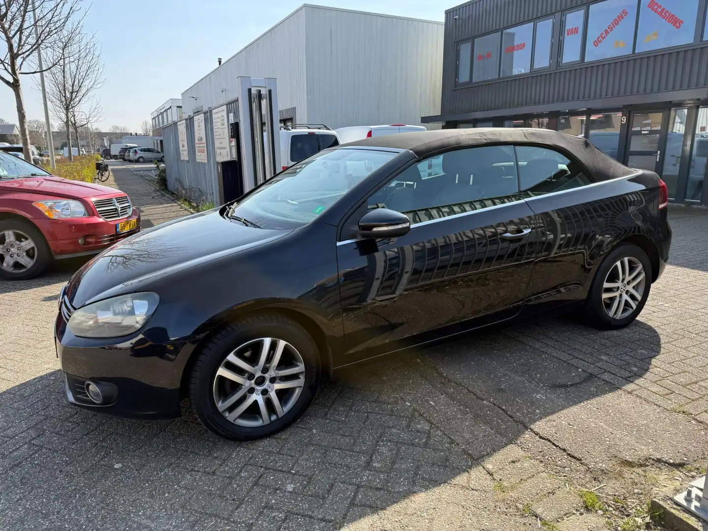 Volkswagen Golf Cabriolet 1.2 TSI BlueMotion Zwart - 2